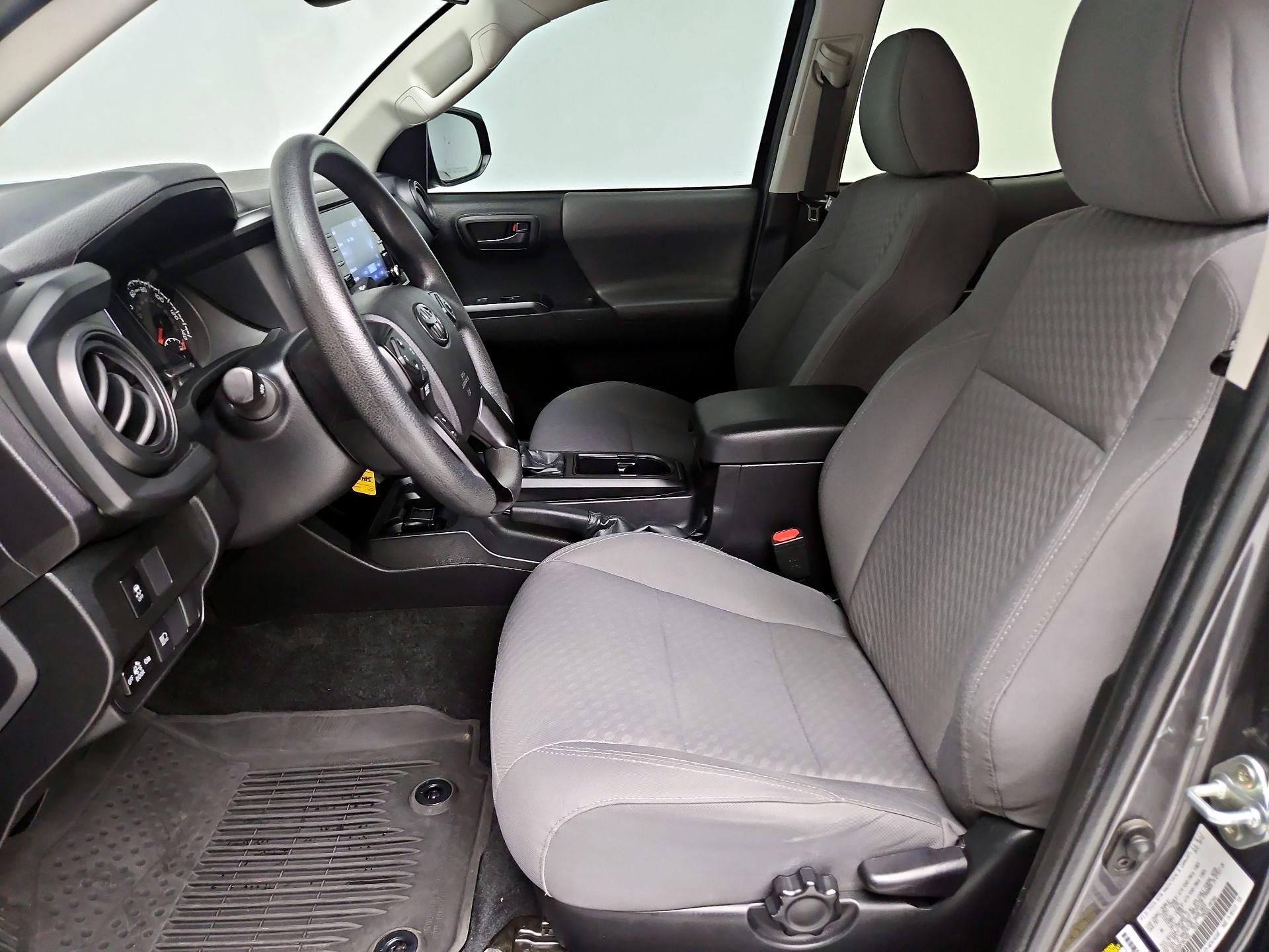 Thumbnail: 2022 Toyota Tacoma - 11