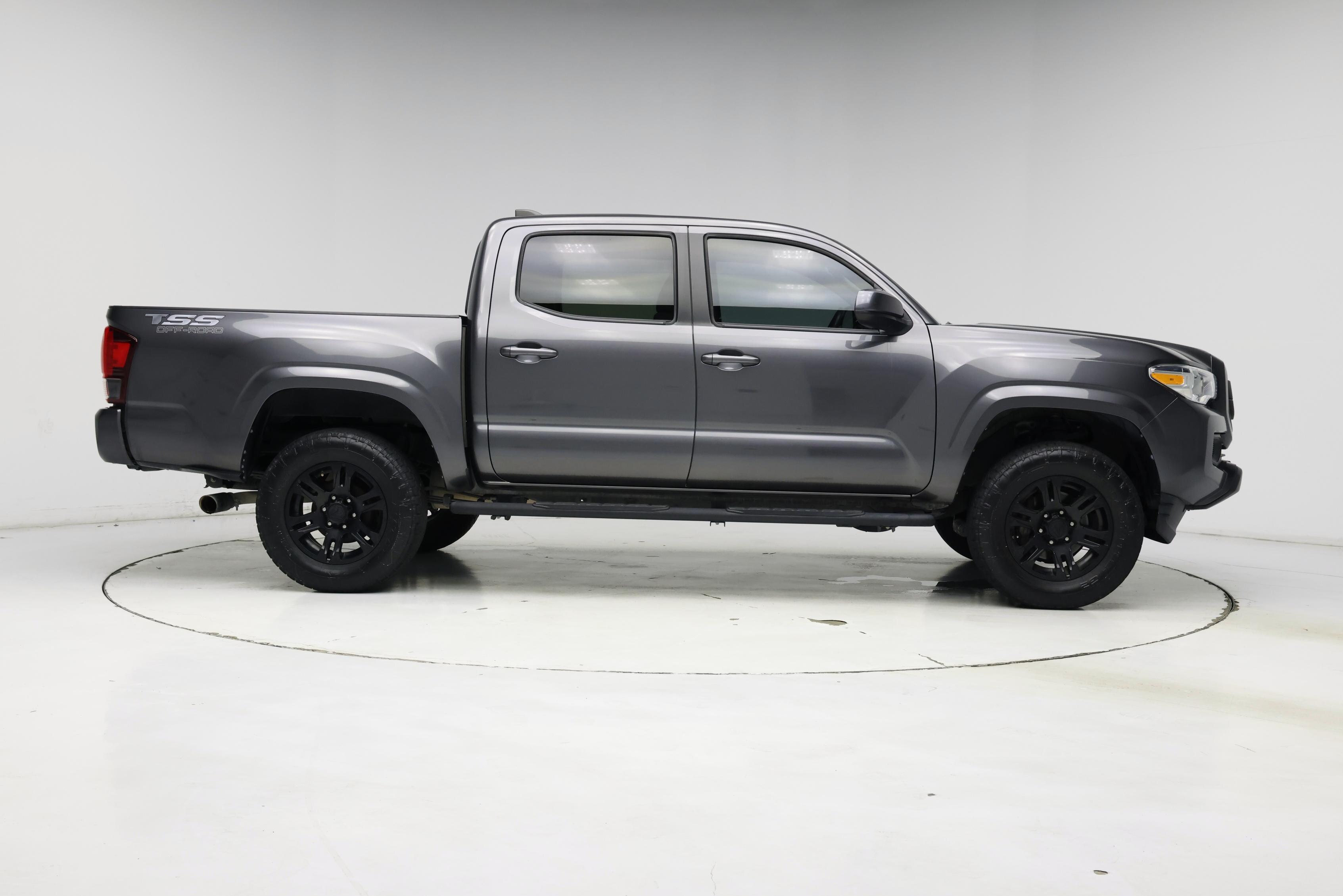 Thumbnail: 2022 Toyota Tacoma - 7