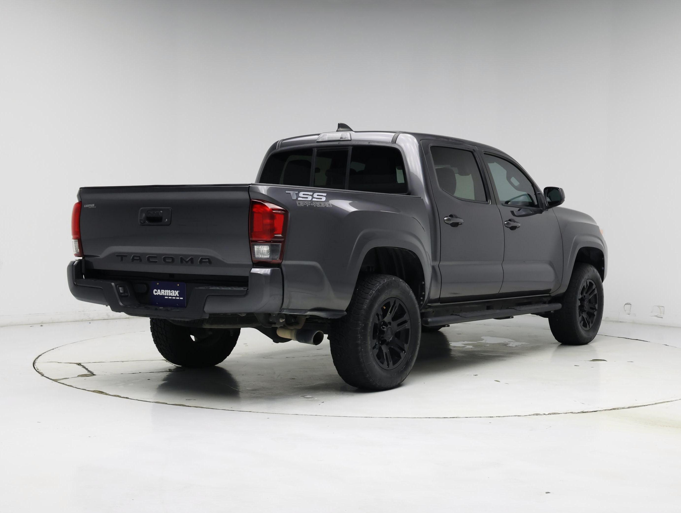 Thumbnail: 2022 Toyota Tacoma - 8