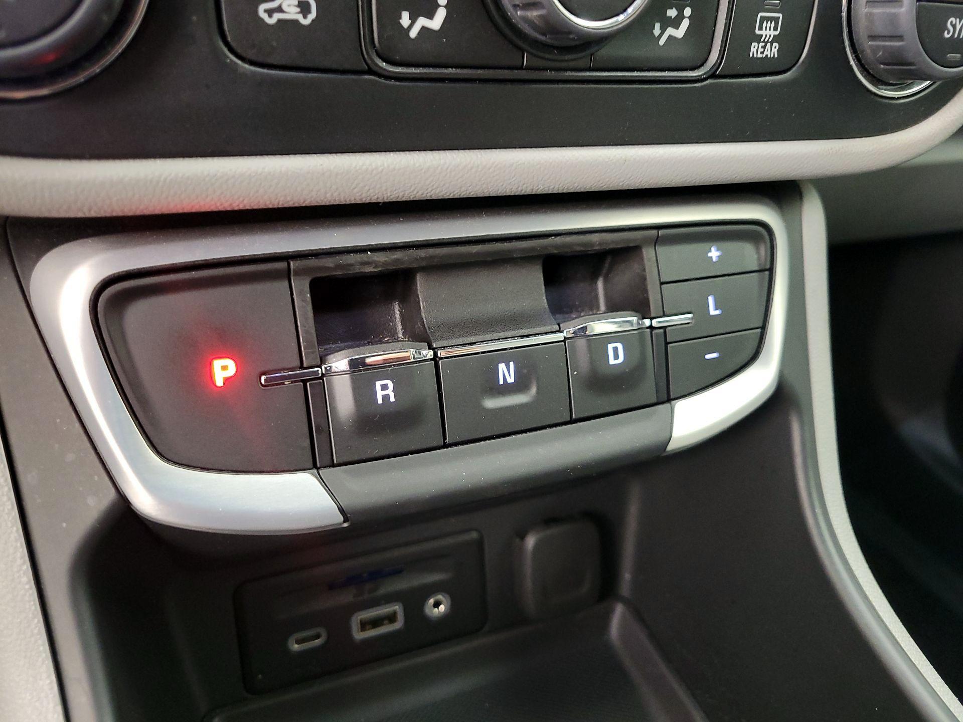 Thumbnail: 2024 GMC Terrain - 17