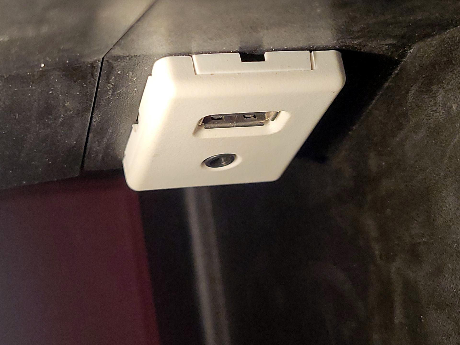 Thumbnail: 2016 Chevrolet Equinox - 17