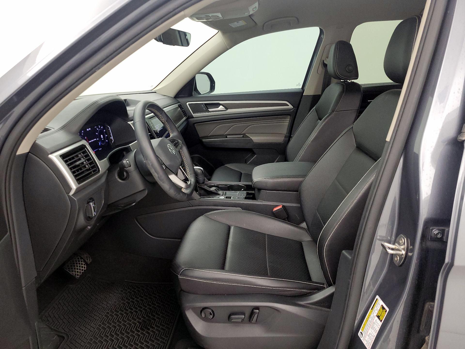 Thumbnail: 2023 Volkswagen Atlas - 11