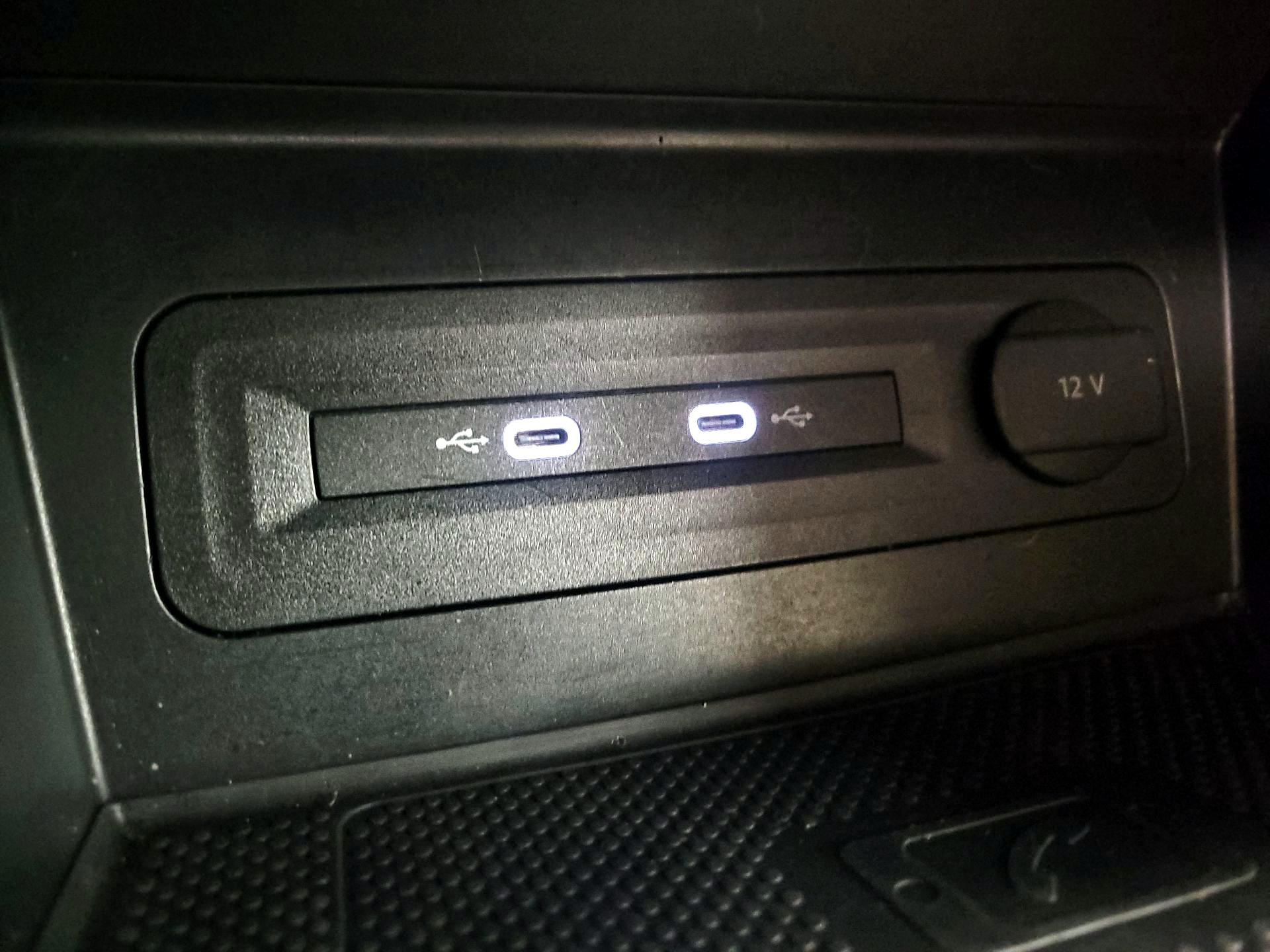 Thumbnail: 2023 Volkswagen Atlas - 18