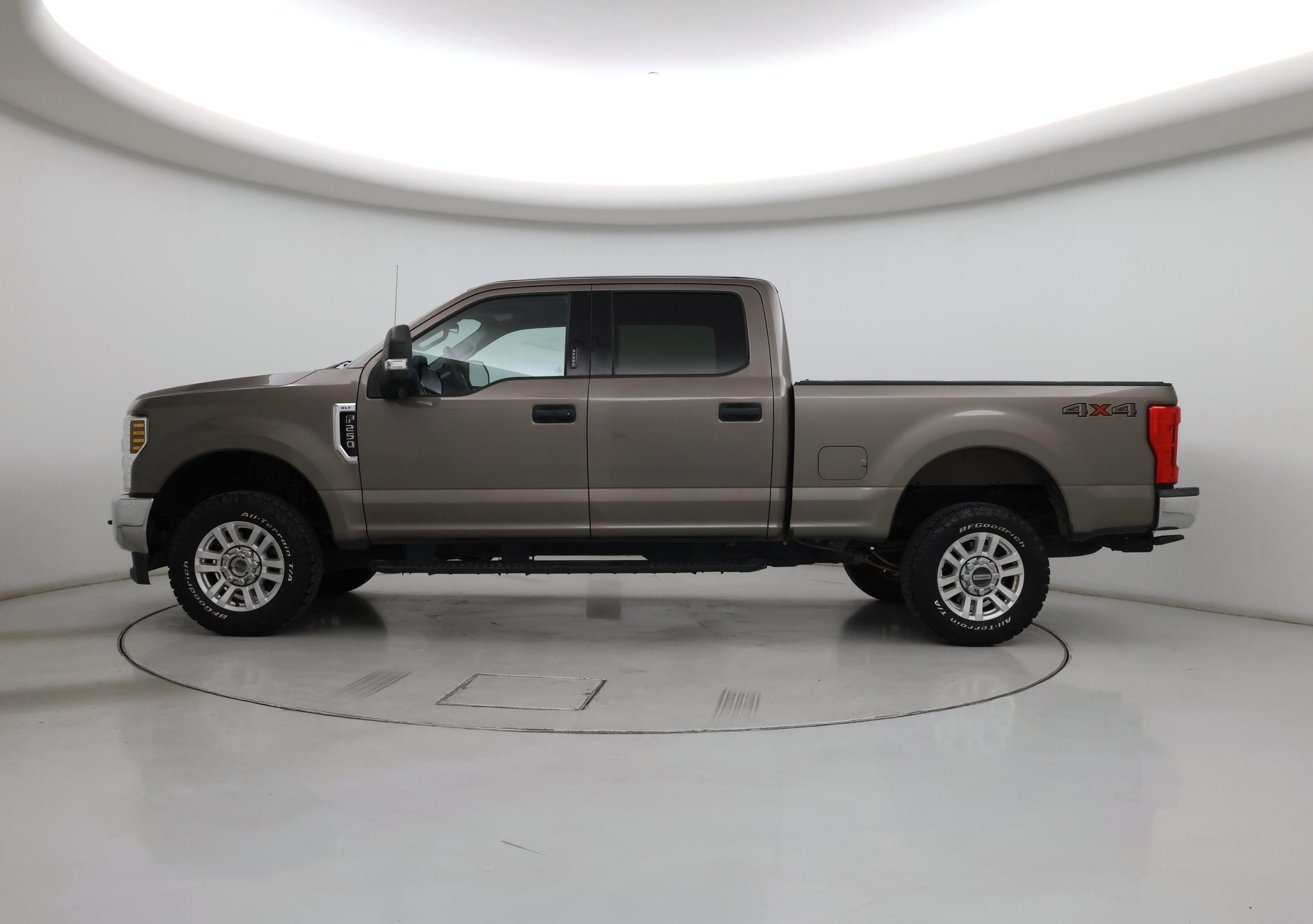 Thumbnail: 2019 Ford F-250 - 3