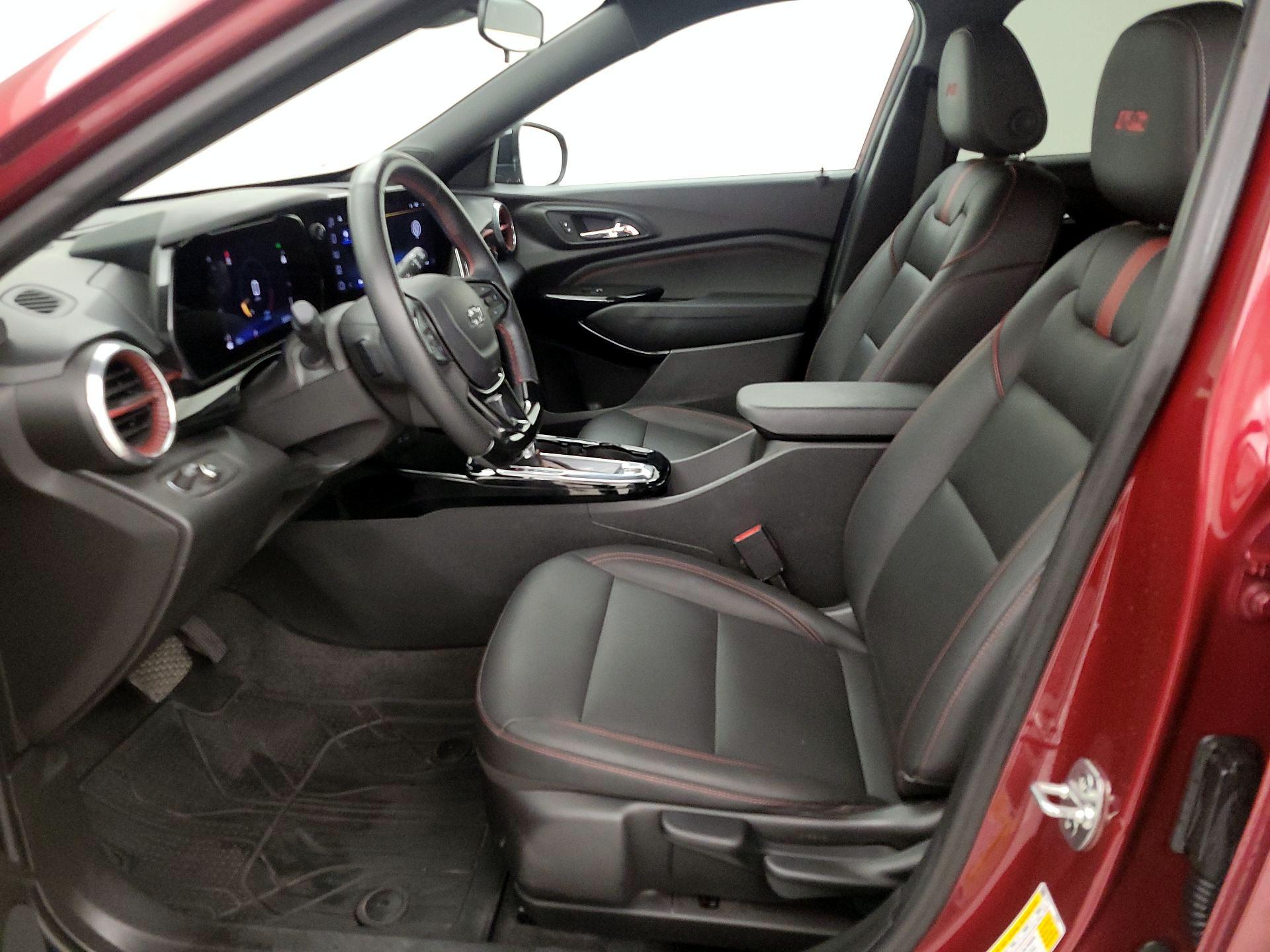 Thumbnail: 2025 Chevrolet Trax - 11