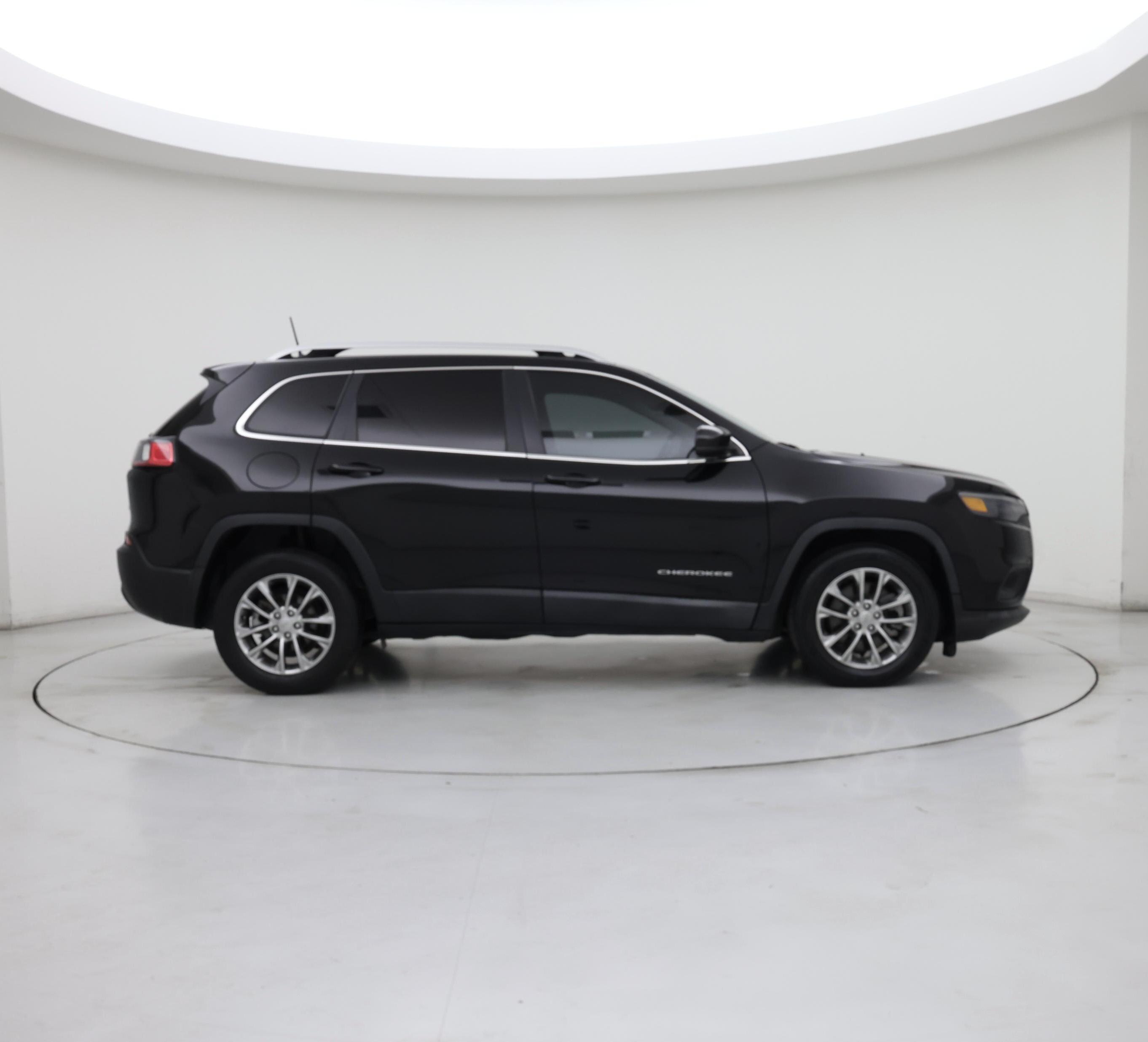 Thumbnail: 2021 Jeep Cherokee - 7