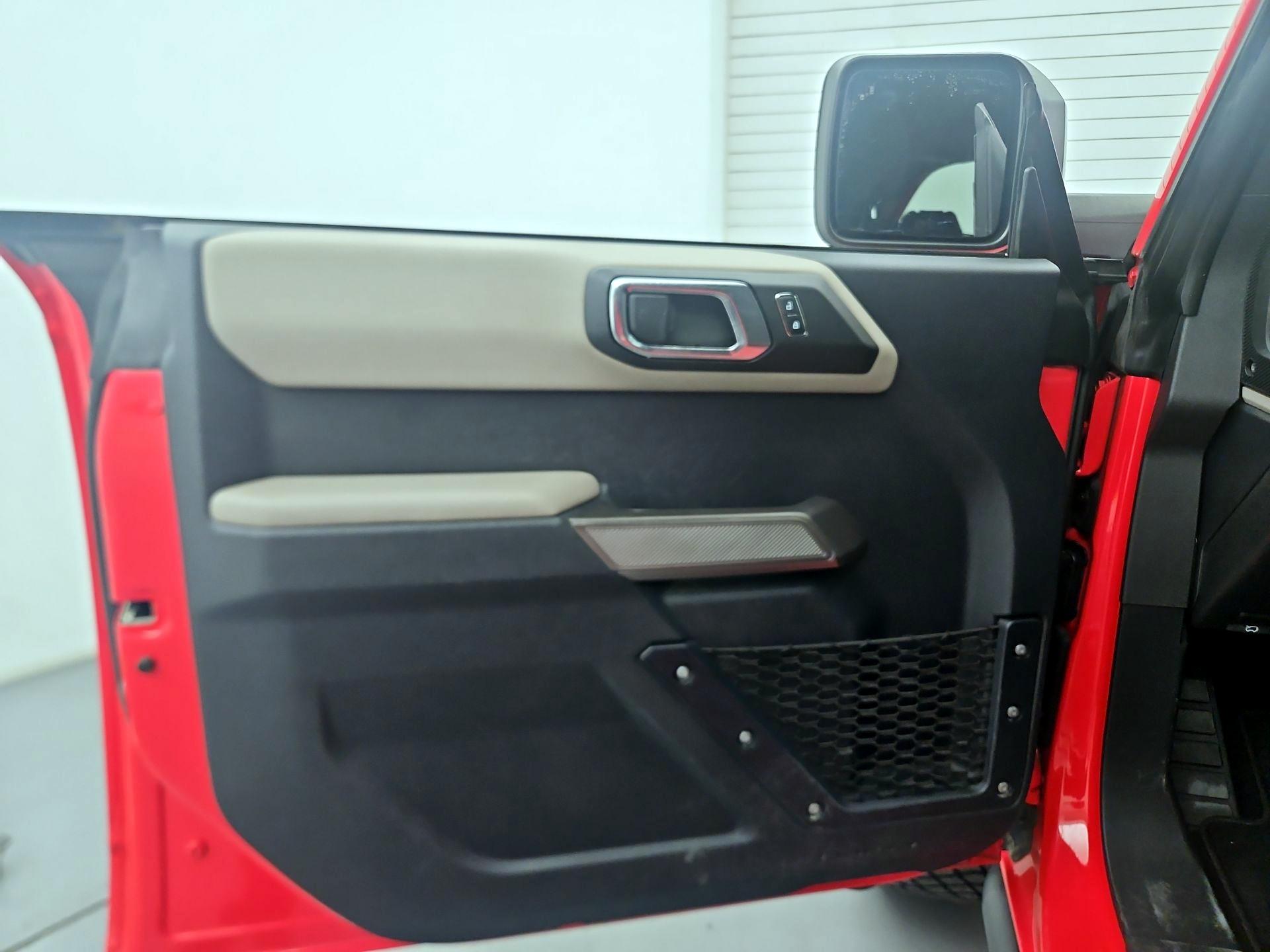 Thumbnail: 2021 Ford Bronco - 12