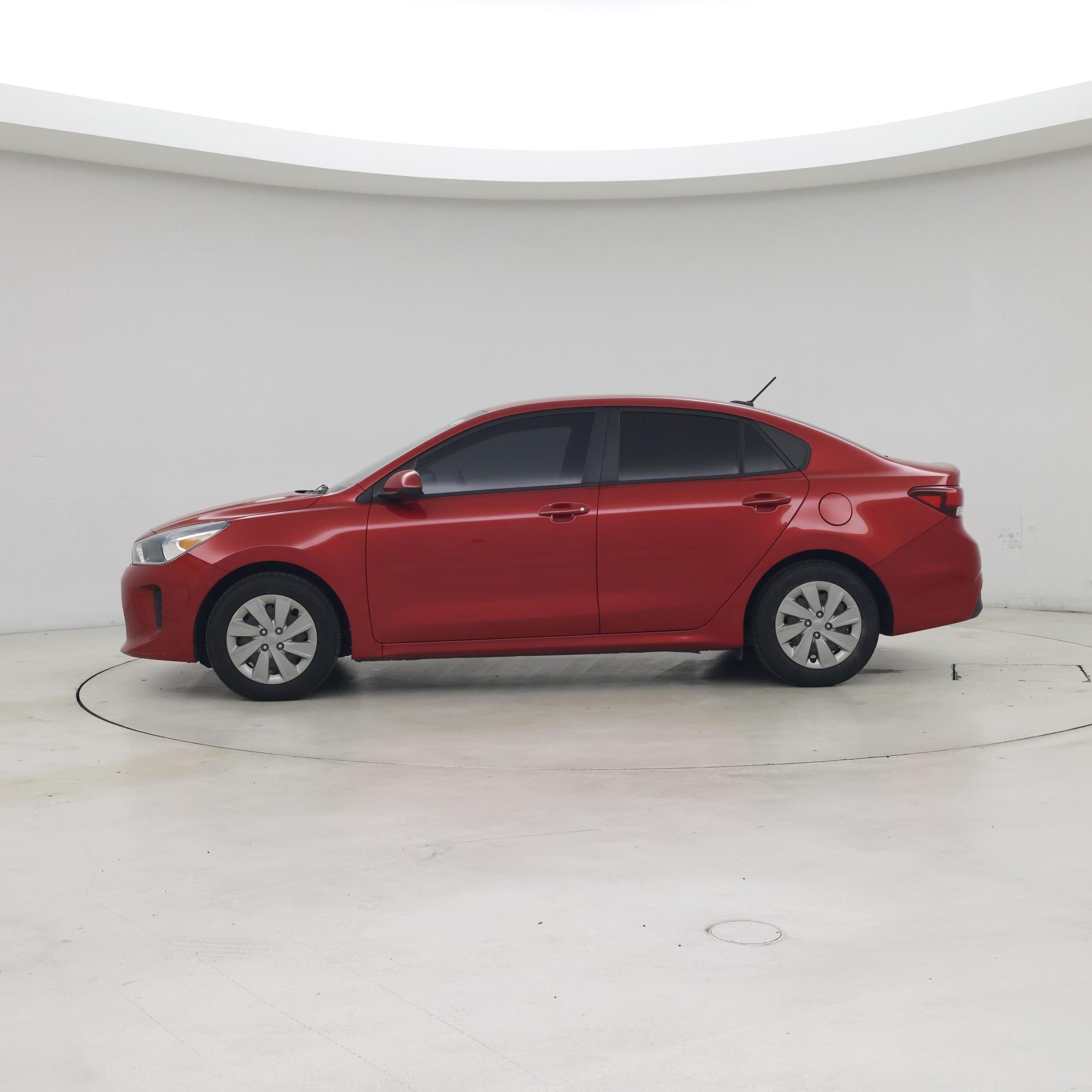 Thumbnail: 2020 Kia Rio - 3