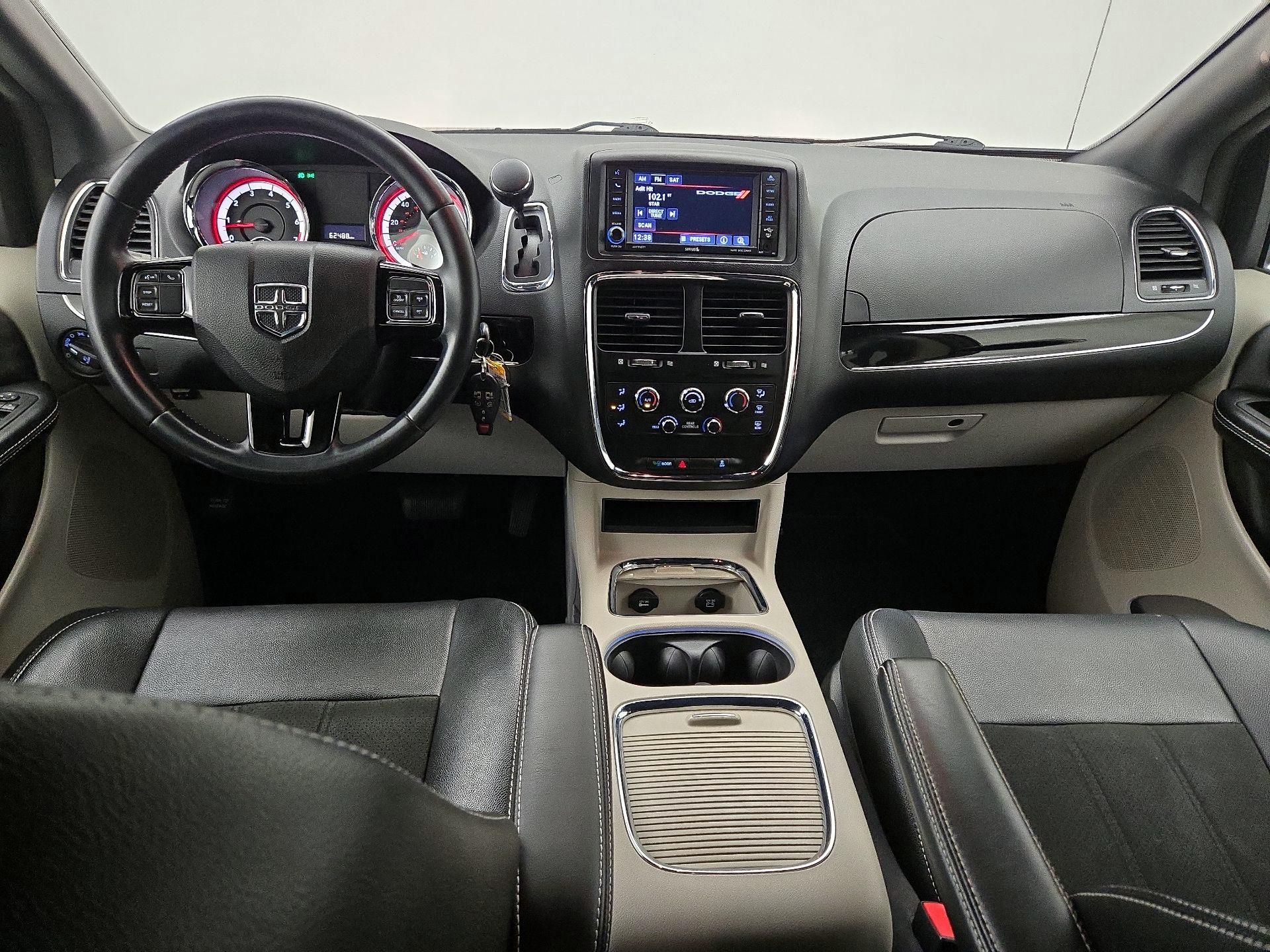 Thumbnail: 2019 Dodge Grand Caravan - 9