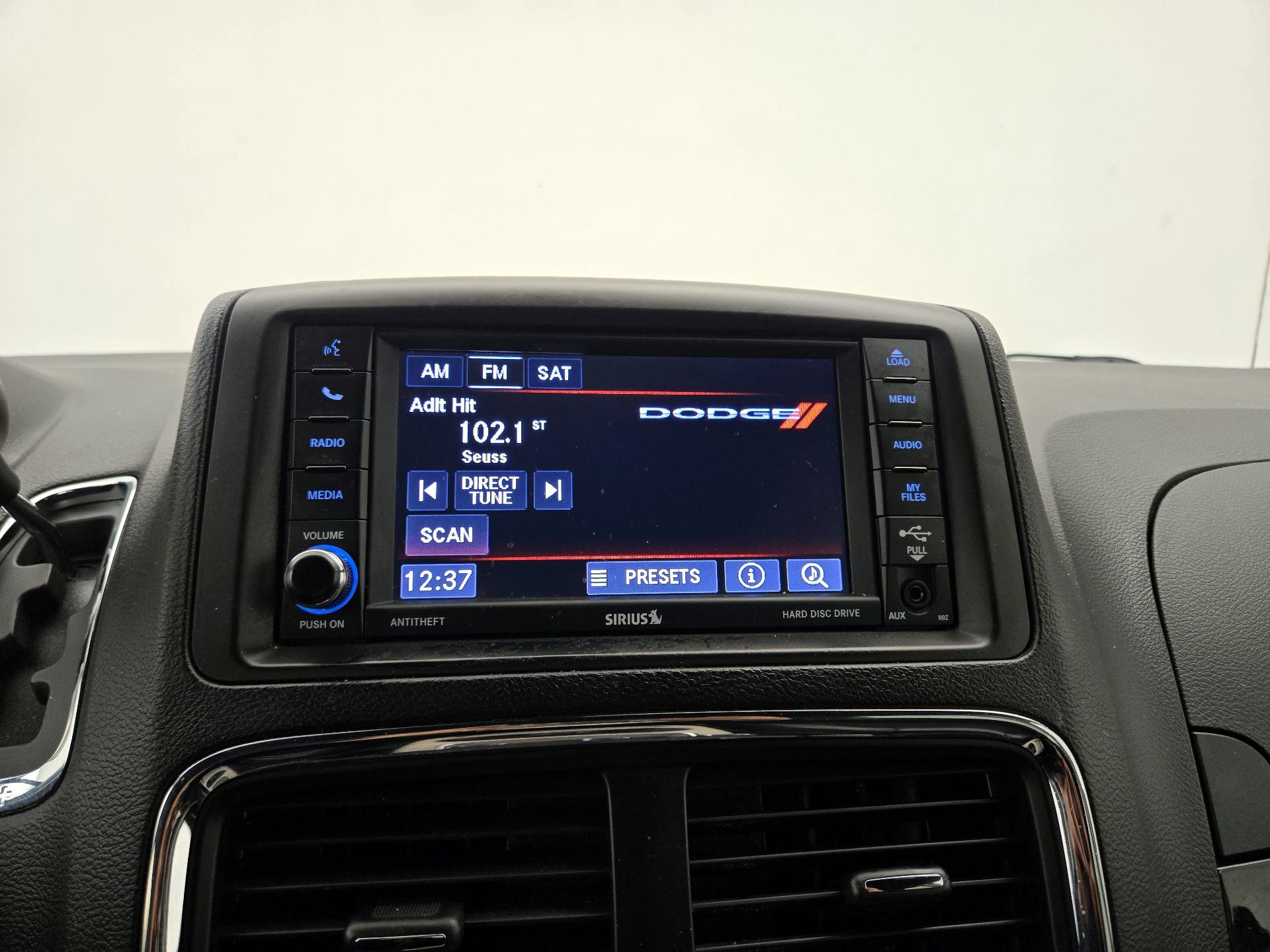 Thumbnail: 2019 Dodge Grand Caravan - 15