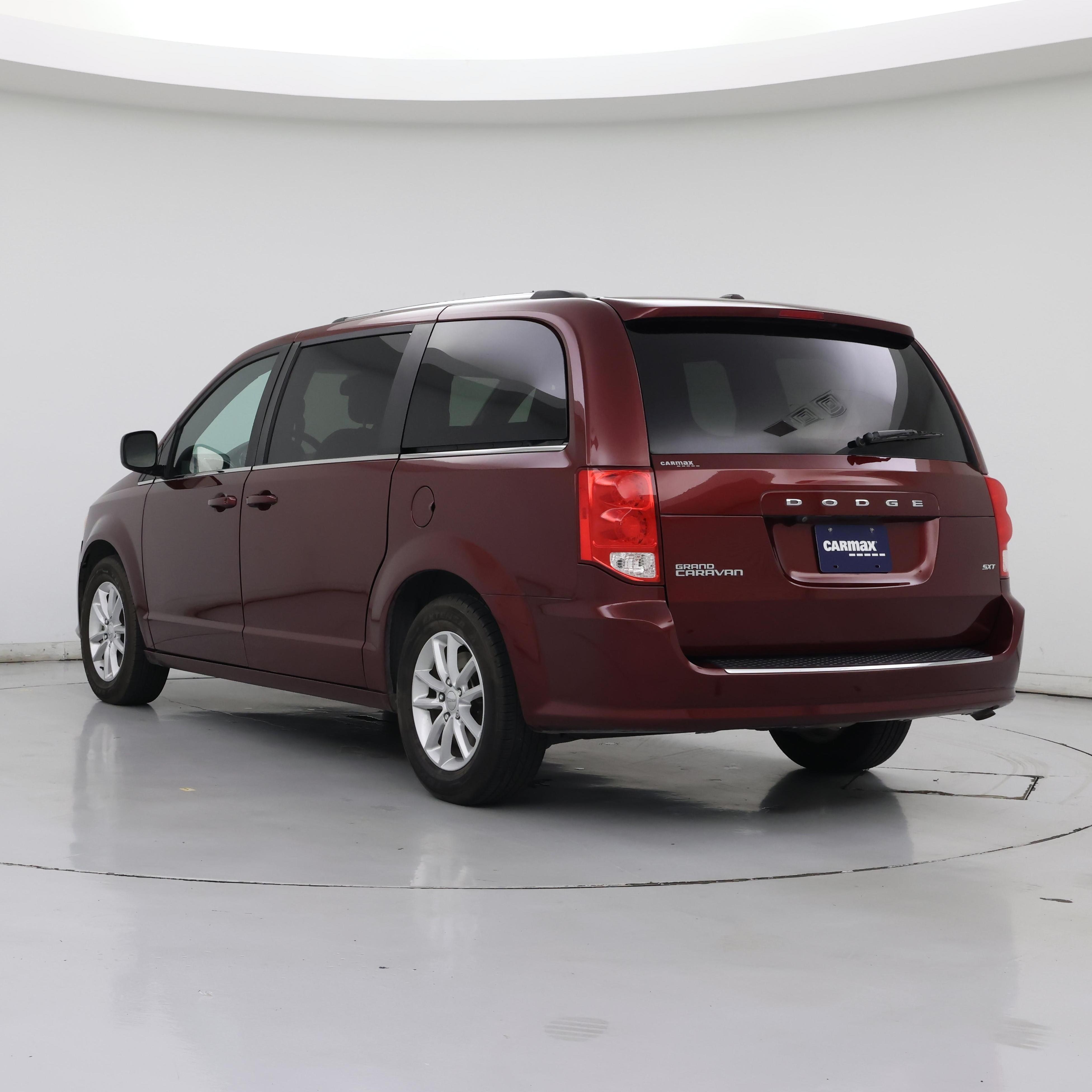 Thumbnail: 2019 Dodge Grand Caravan - 2