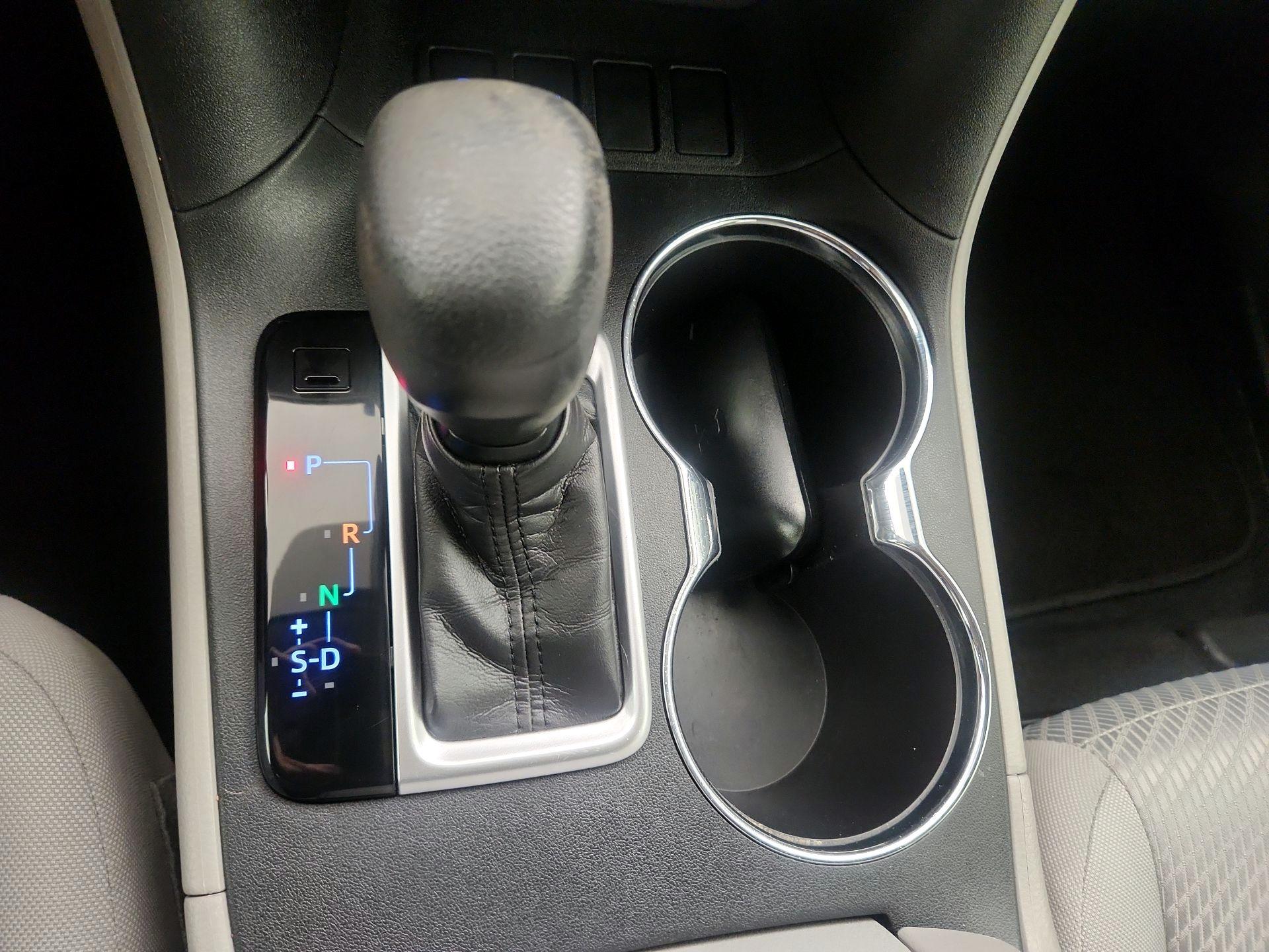 Thumbnail: 2019 Toyota Highlander - 17