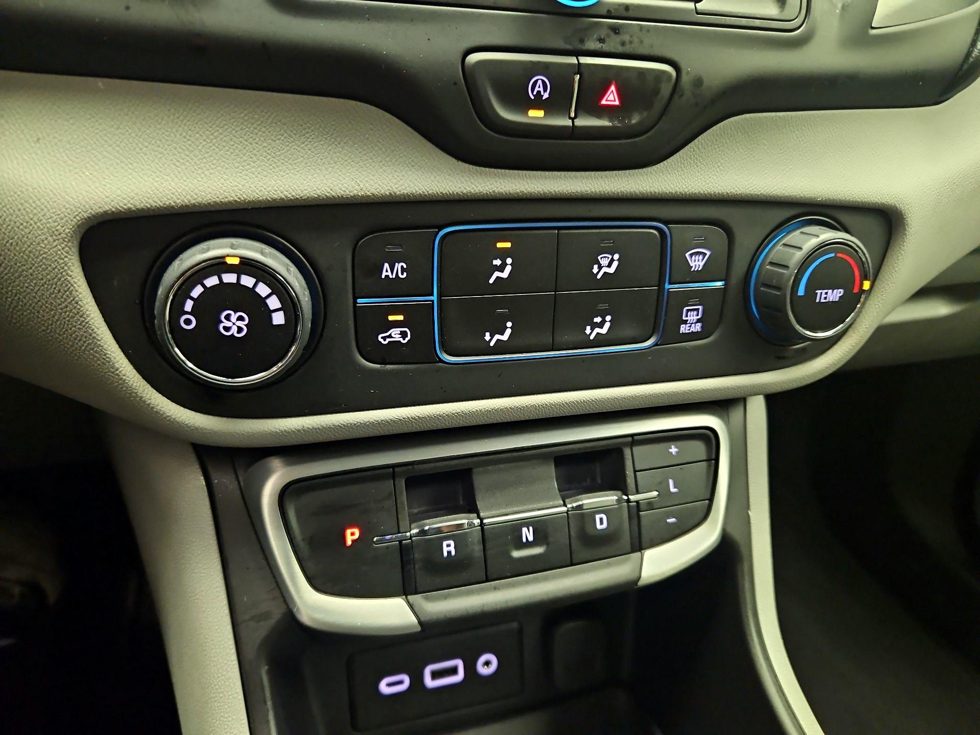 Thumbnail: 2024 GMC Terrain - 16