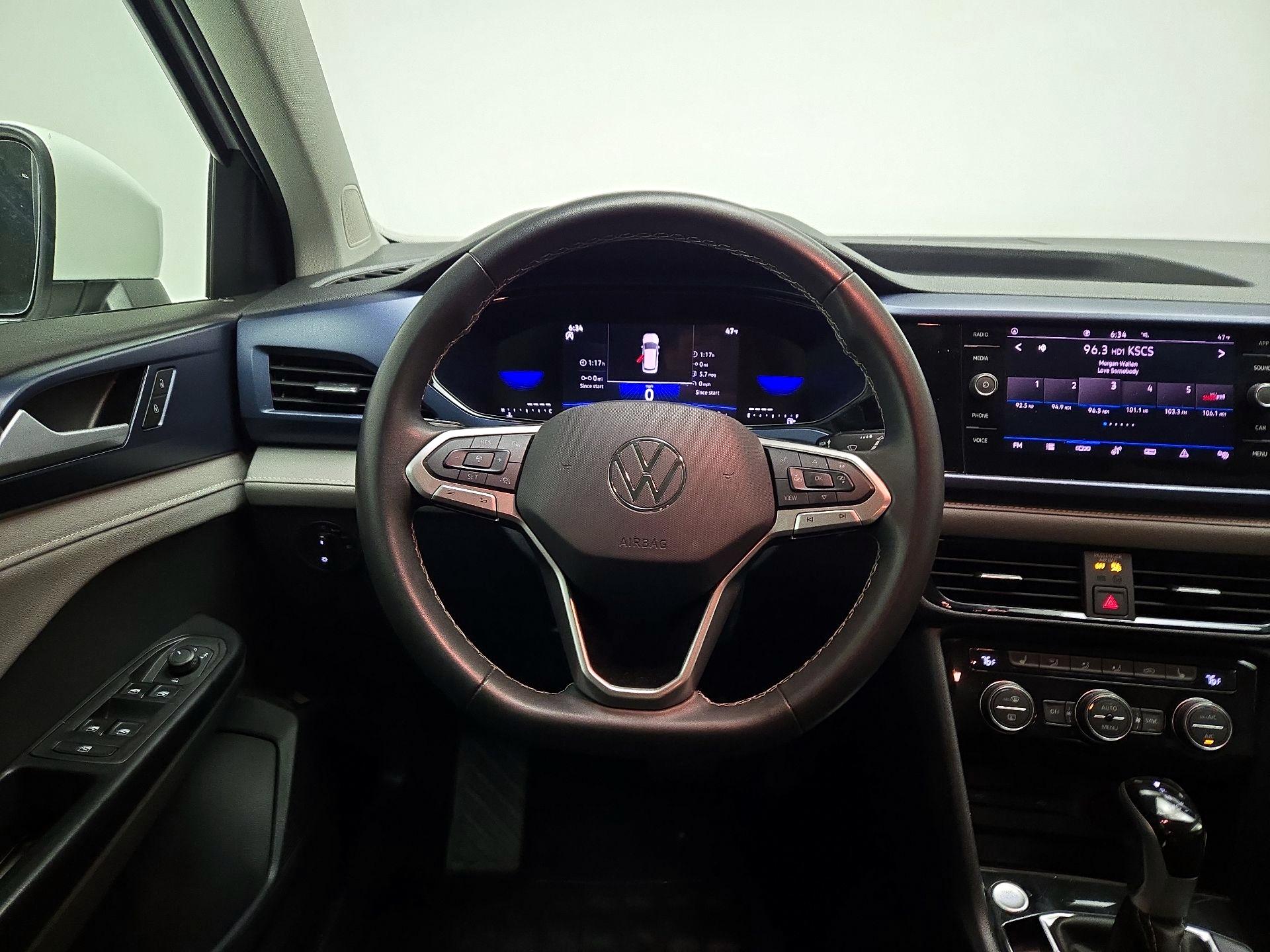 Thumbnail: 2024 Volkswagen Taos - 10