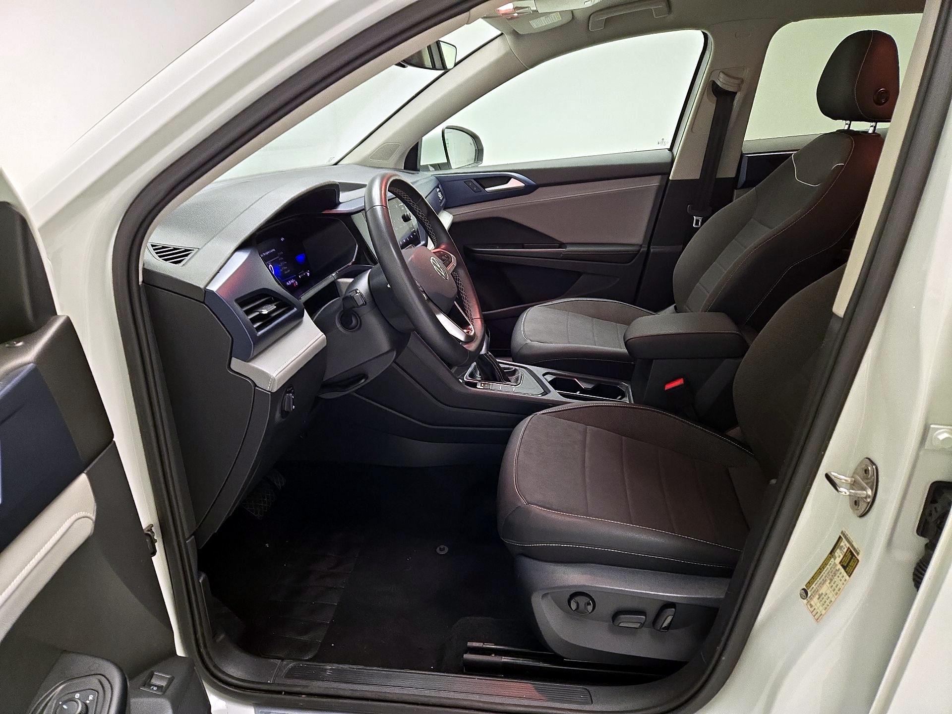 Thumbnail: 2024 Volkswagen Taos - 11