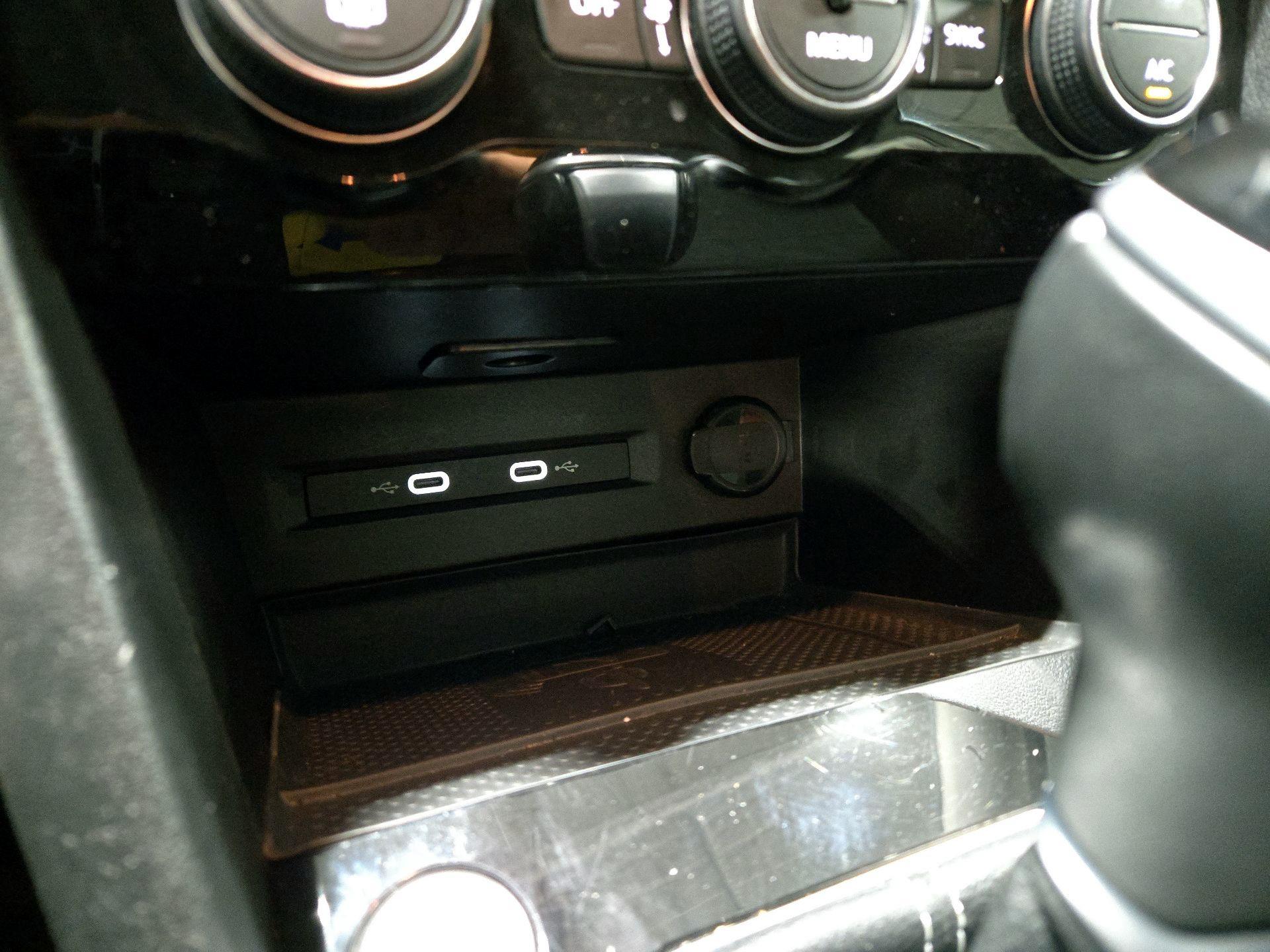 Thumbnail: 2024 Volkswagen Taos - 17