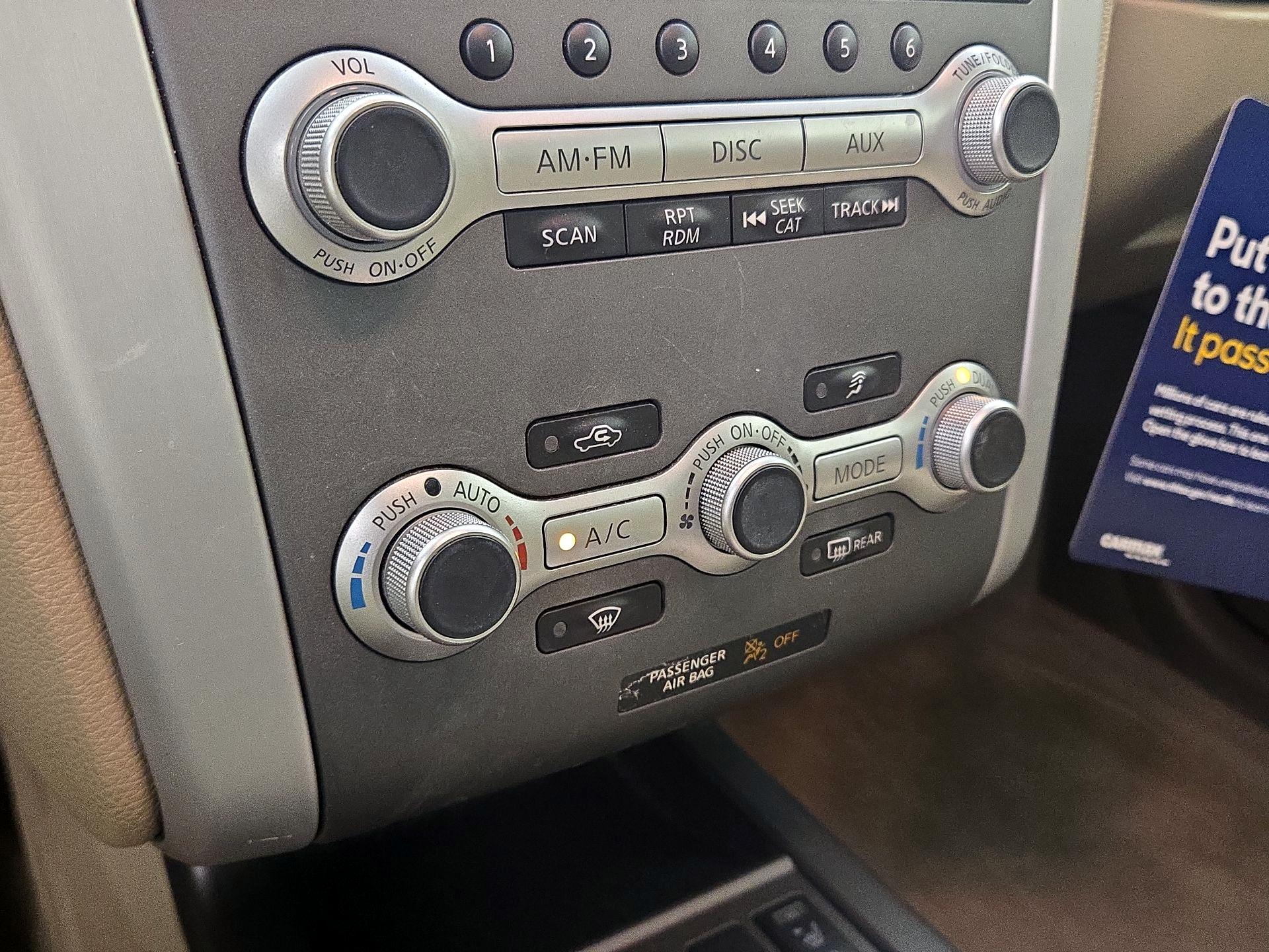 Thumbnail: 2014 Nissan Murano - 16