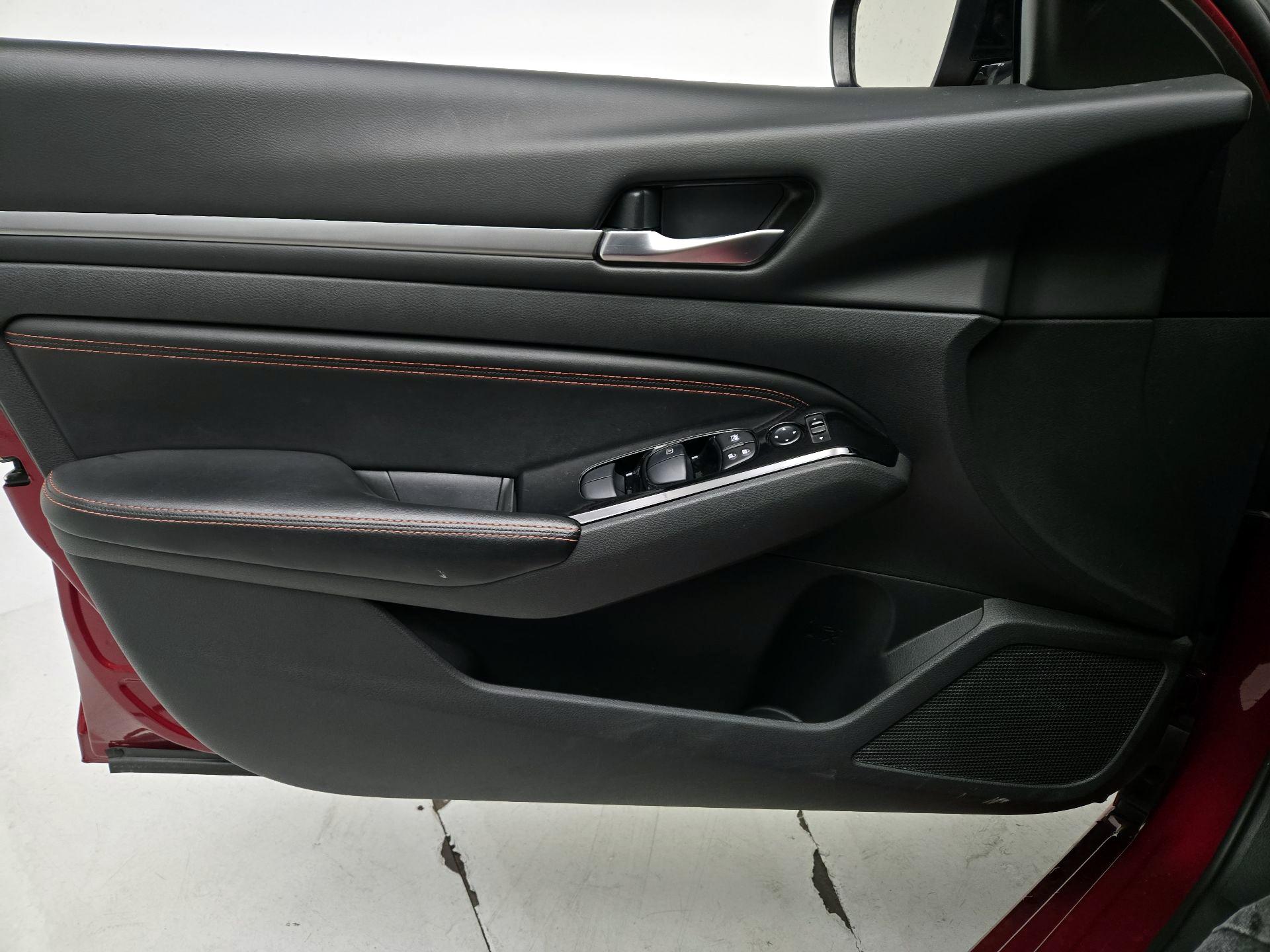 Thumbnail: 2023 Nissan Altima - 12