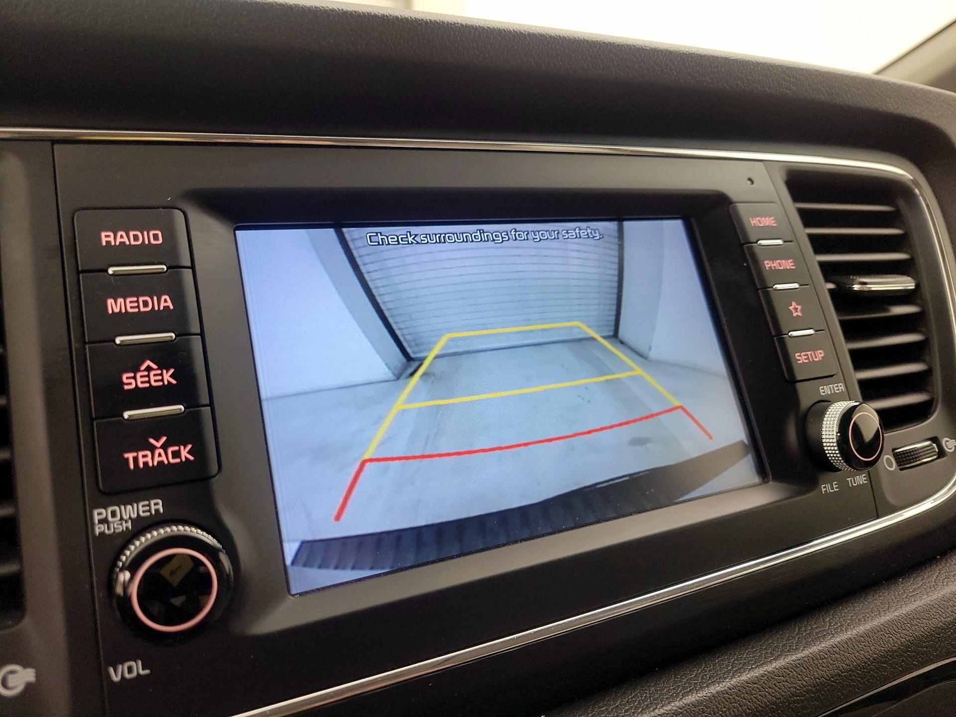 Thumbnail: 2021 Kia Sedona - 14