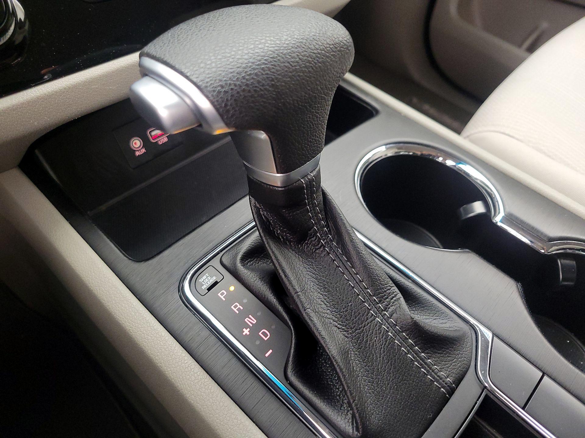 Thumbnail: 2021 Kia Sedona - 17