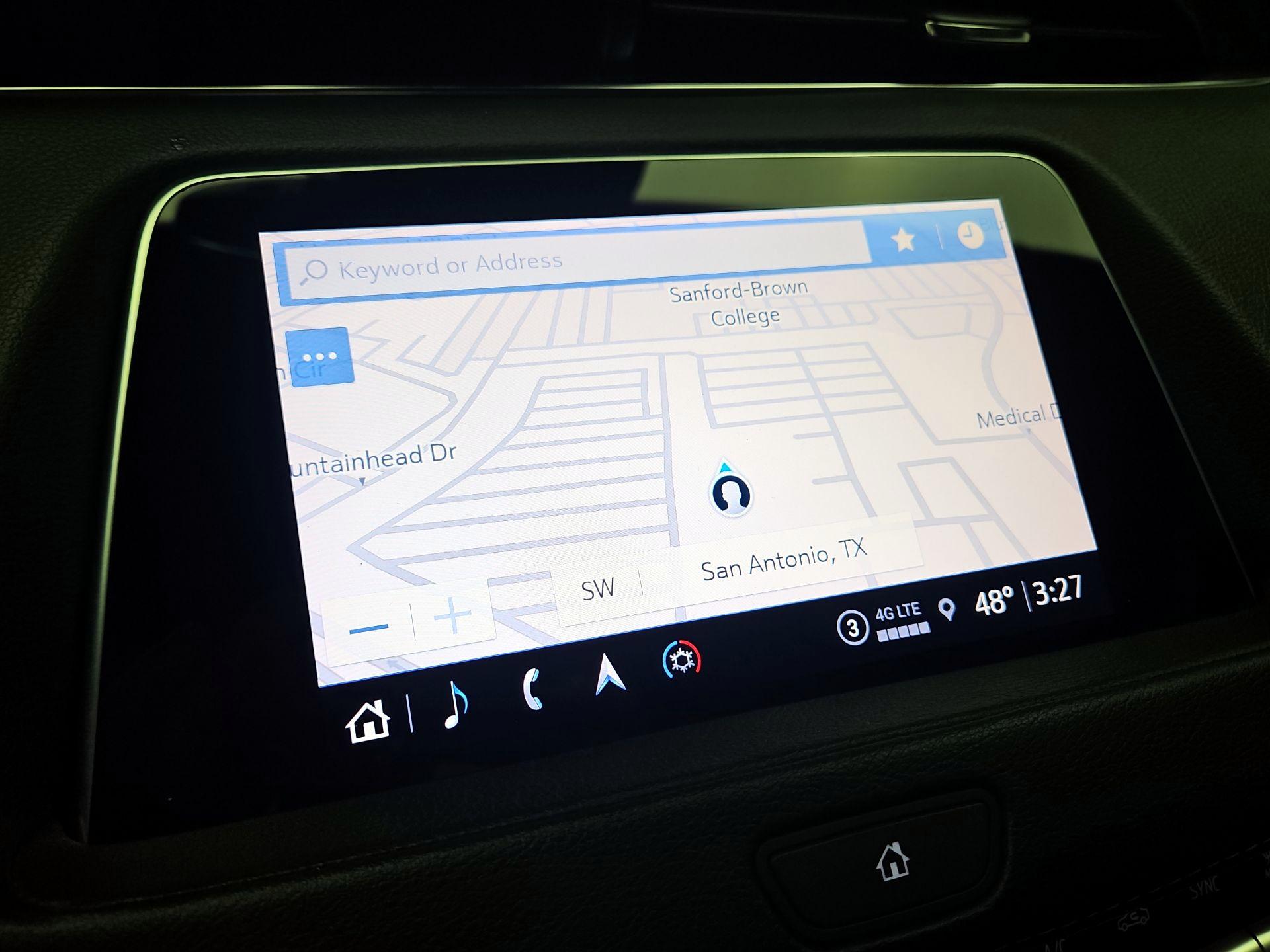 Thumbnail: 2023 Cadillac XT4 - 14