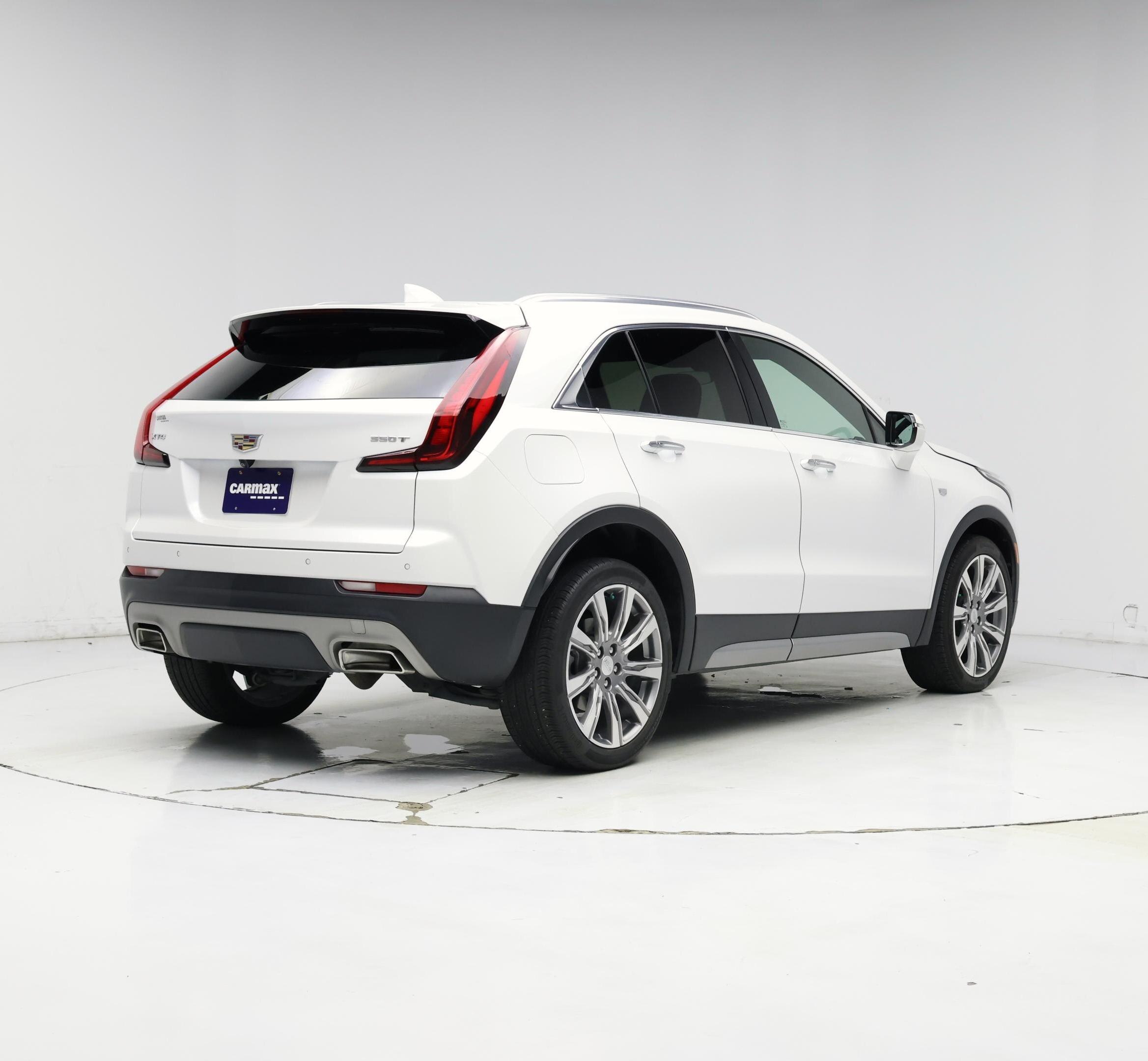 Thumbnail: 2023 Cadillac XT4 - 8