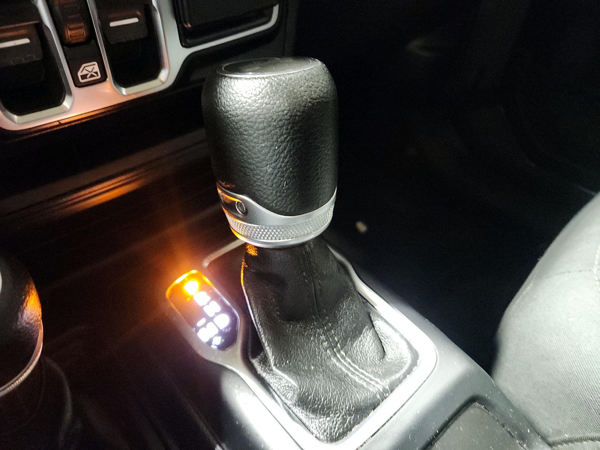 Thumbnail: 2020 Jeep Wrangler - 15