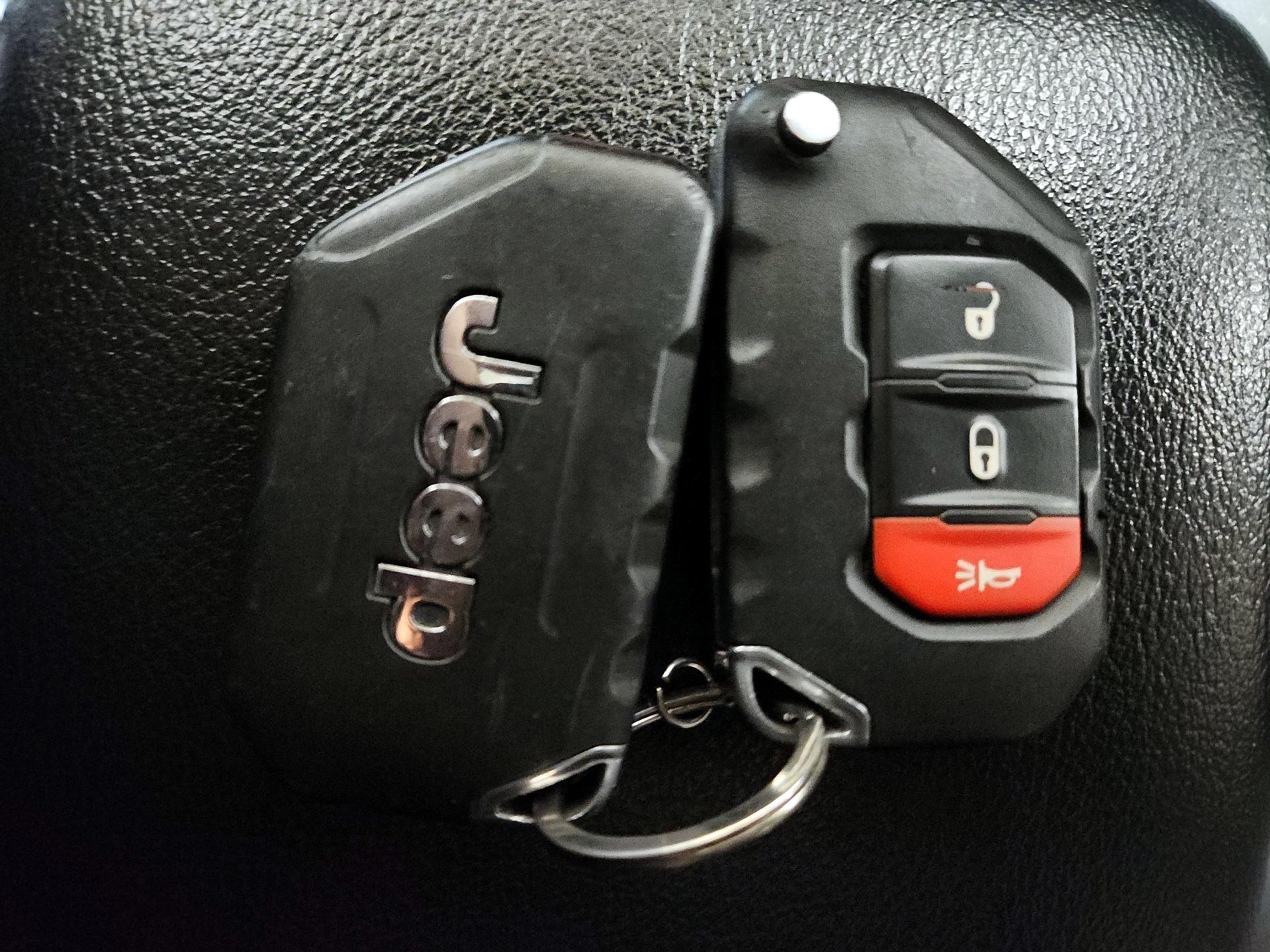 Thumbnail: 2020 Jeep Wrangler - 18