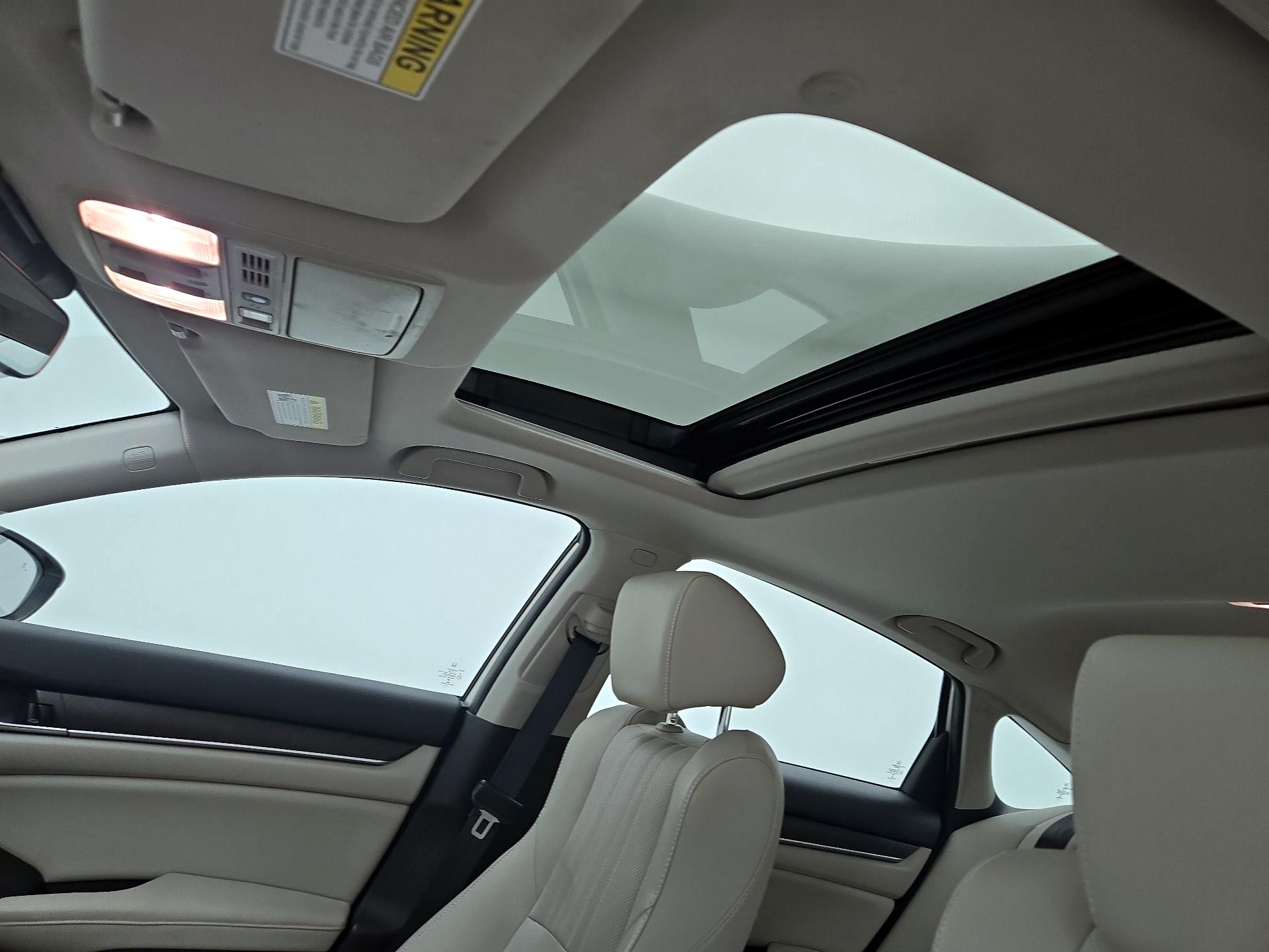 Thumbnail: 2018 Honda Accord - 19