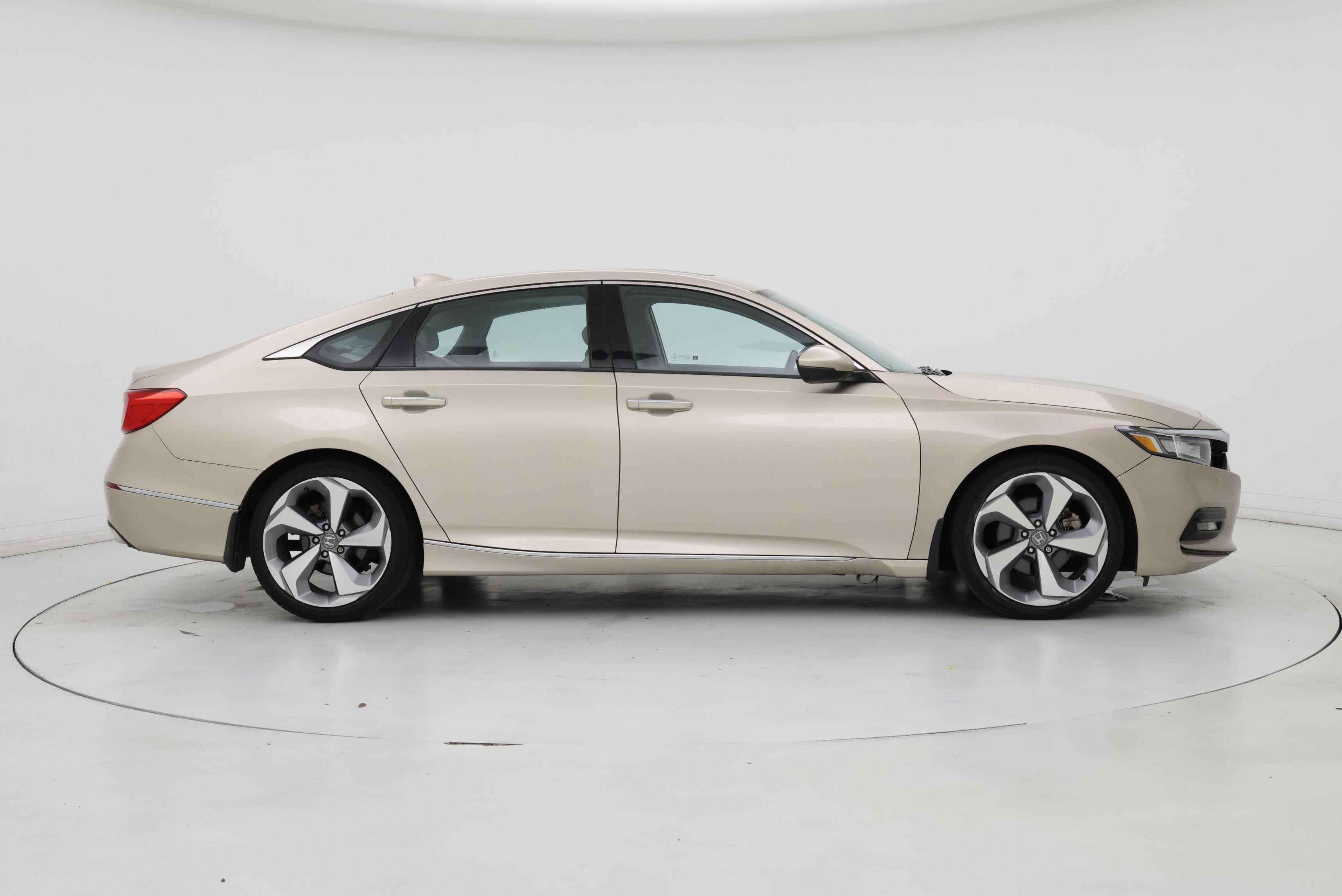 Thumbnail: 2018 Honda Accord - 7