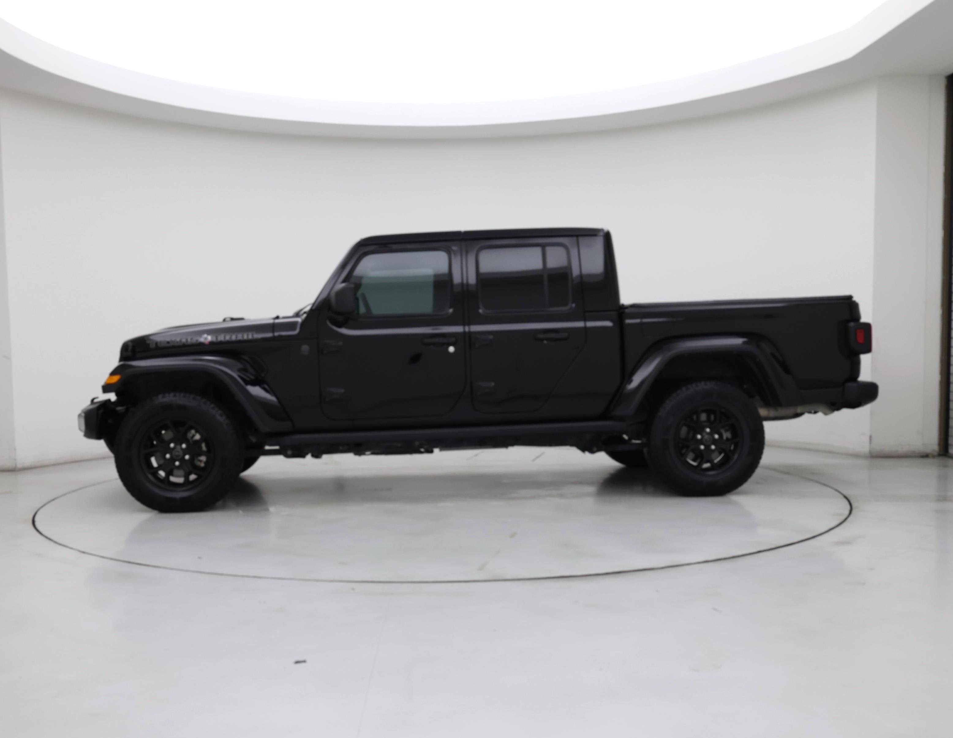 Thumbnail: 2024 Jeep Gladiator - 3