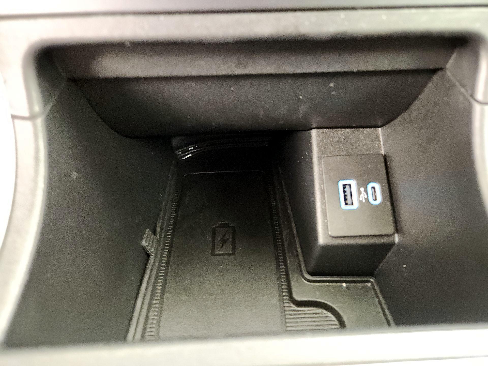 Thumbnail: 2024 Ford Edge - 18