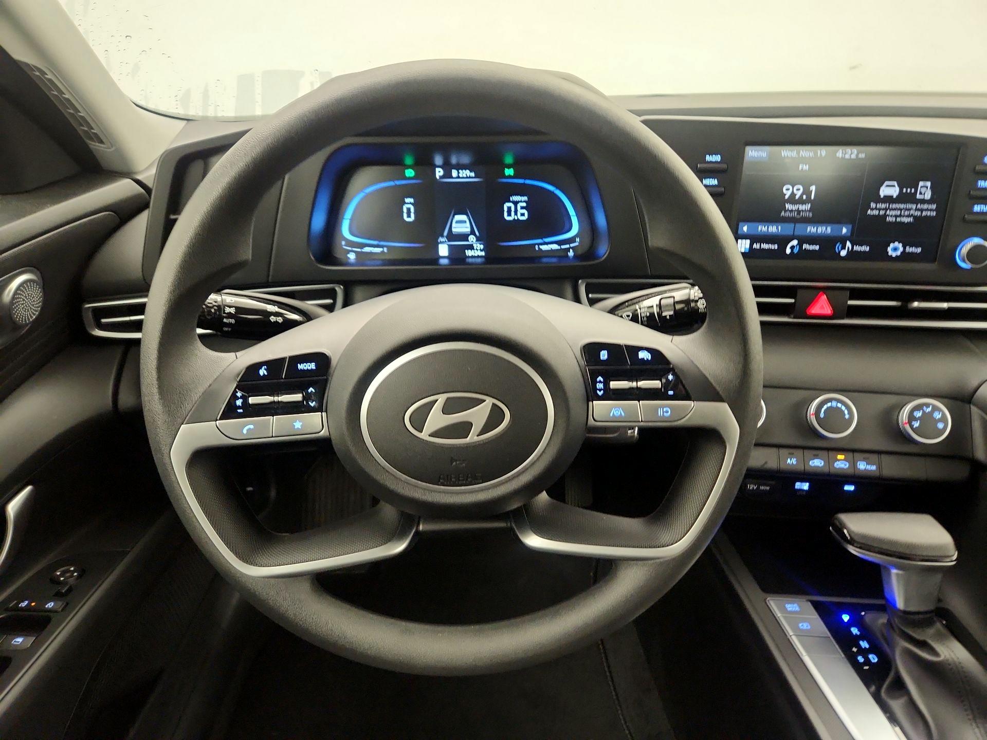 Thumbnail: 2025 Hyundai Elantra - 10