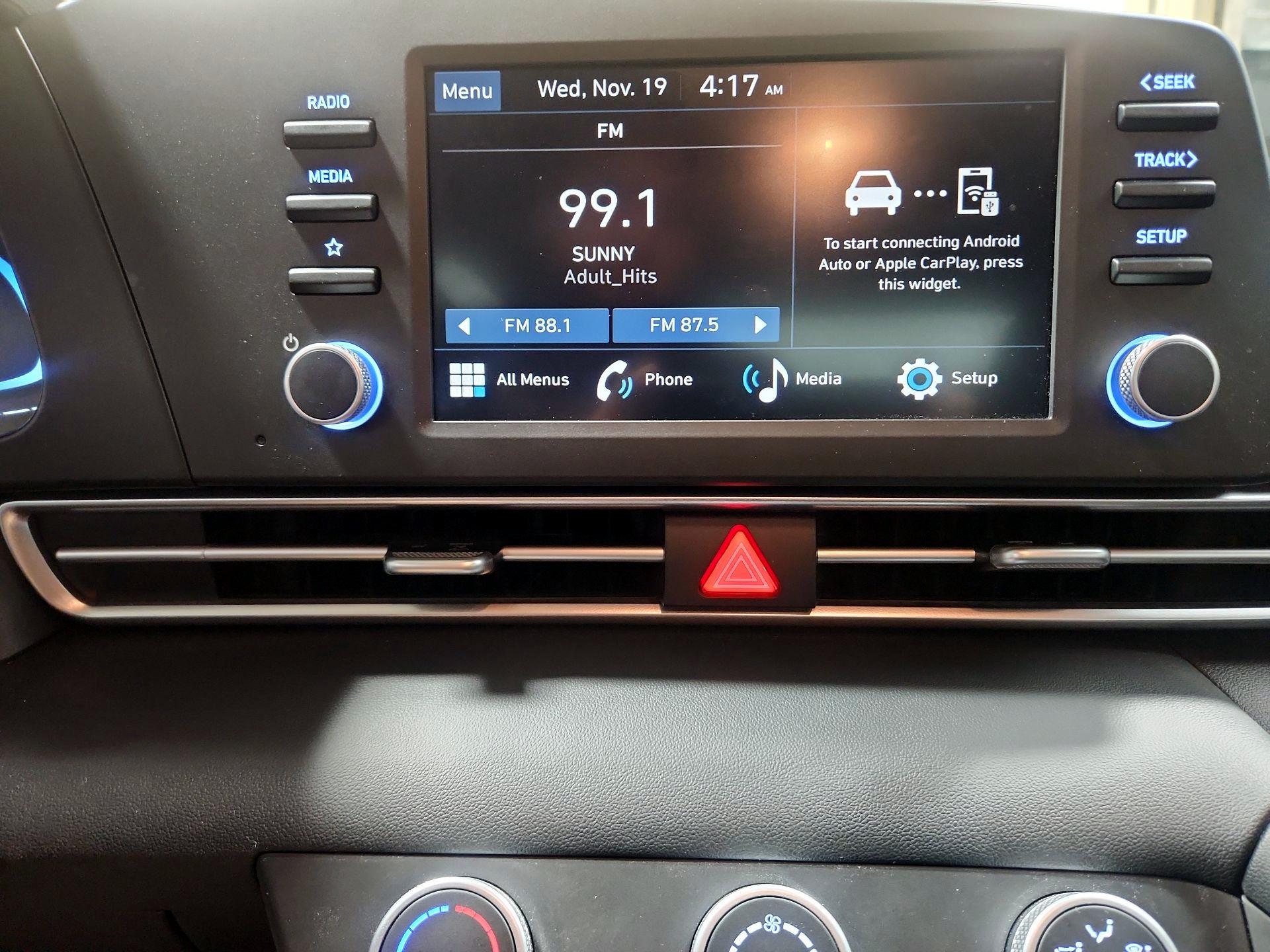 Thumbnail: 2025 Hyundai Elantra - 13