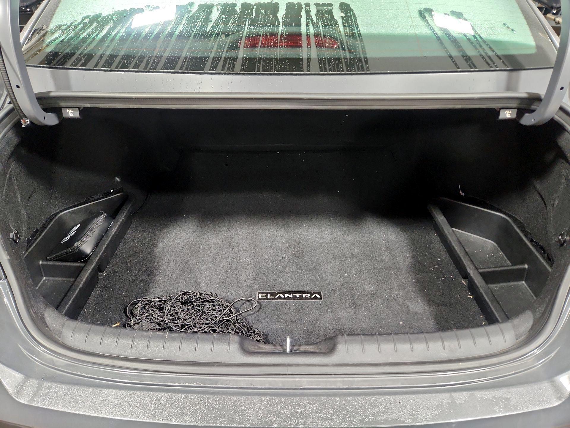 Thumbnail: 2025 Hyundai Elantra - 16