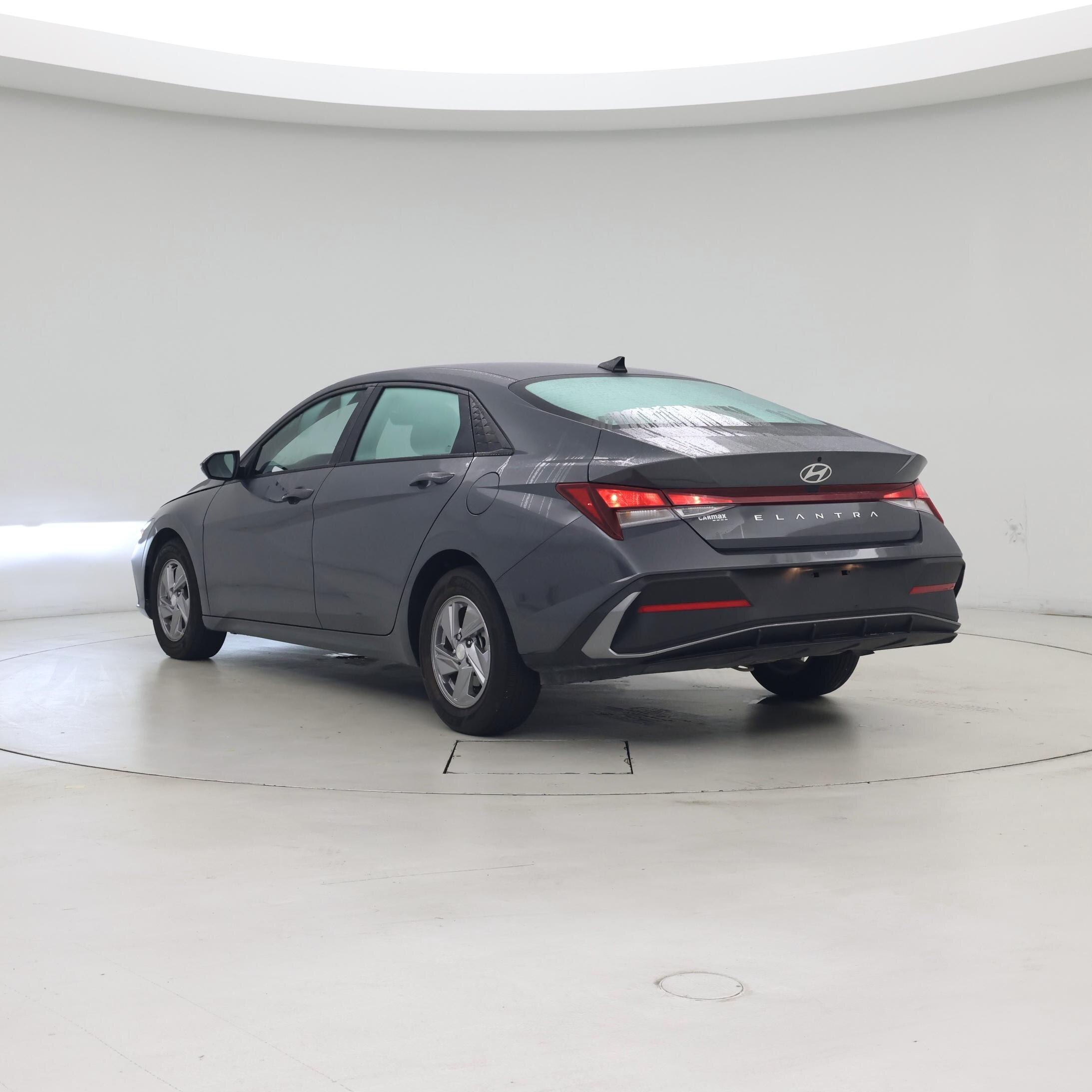 Thumbnail: 2025 Hyundai Elantra - 2