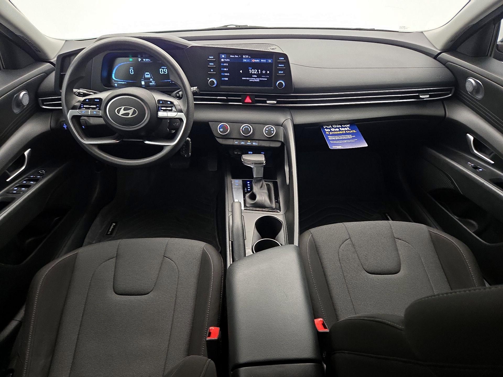 Thumbnail: 2024 Hyundai Elantra - 9