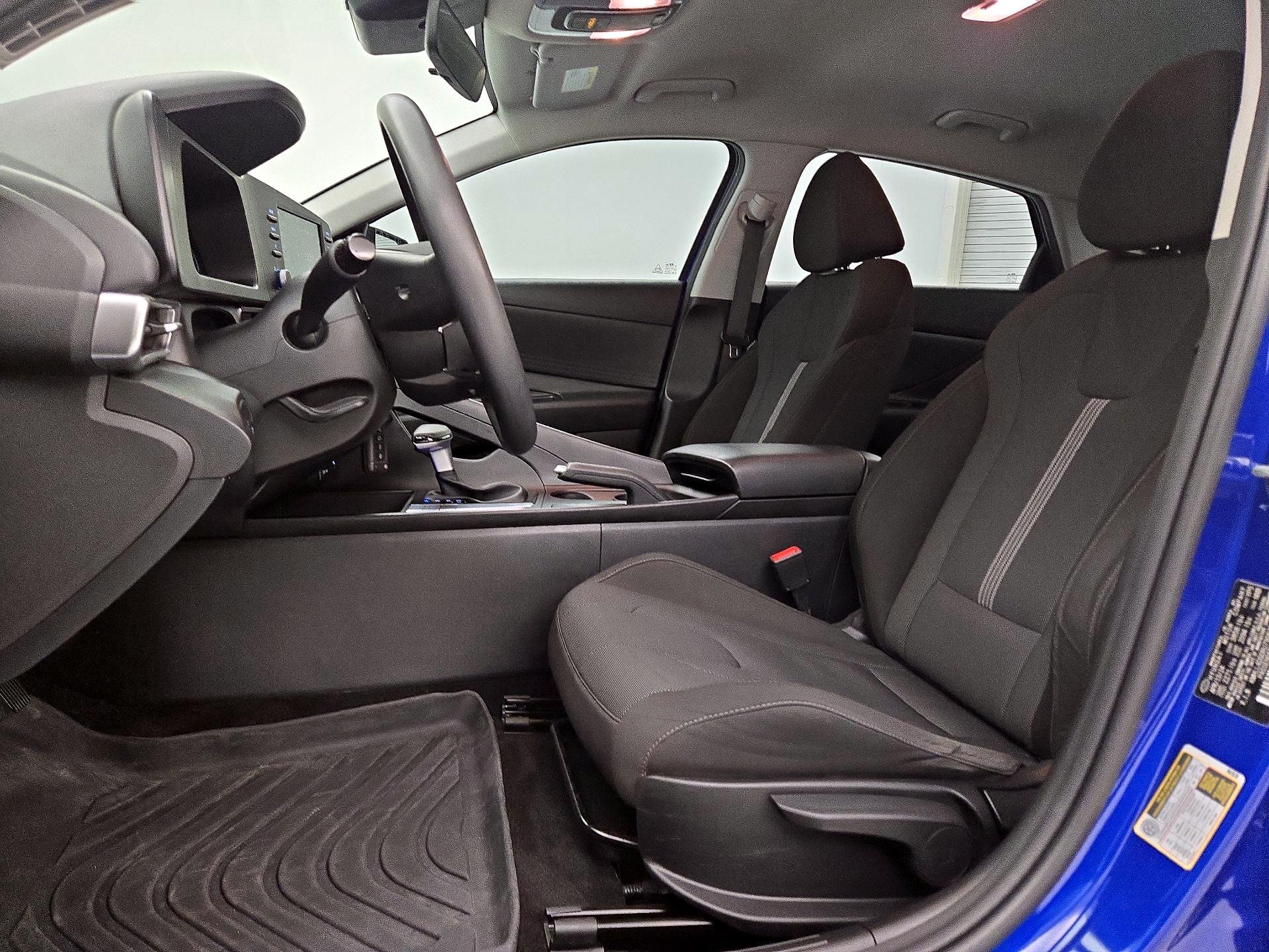 Thumbnail: 2024 Hyundai Elantra - 11