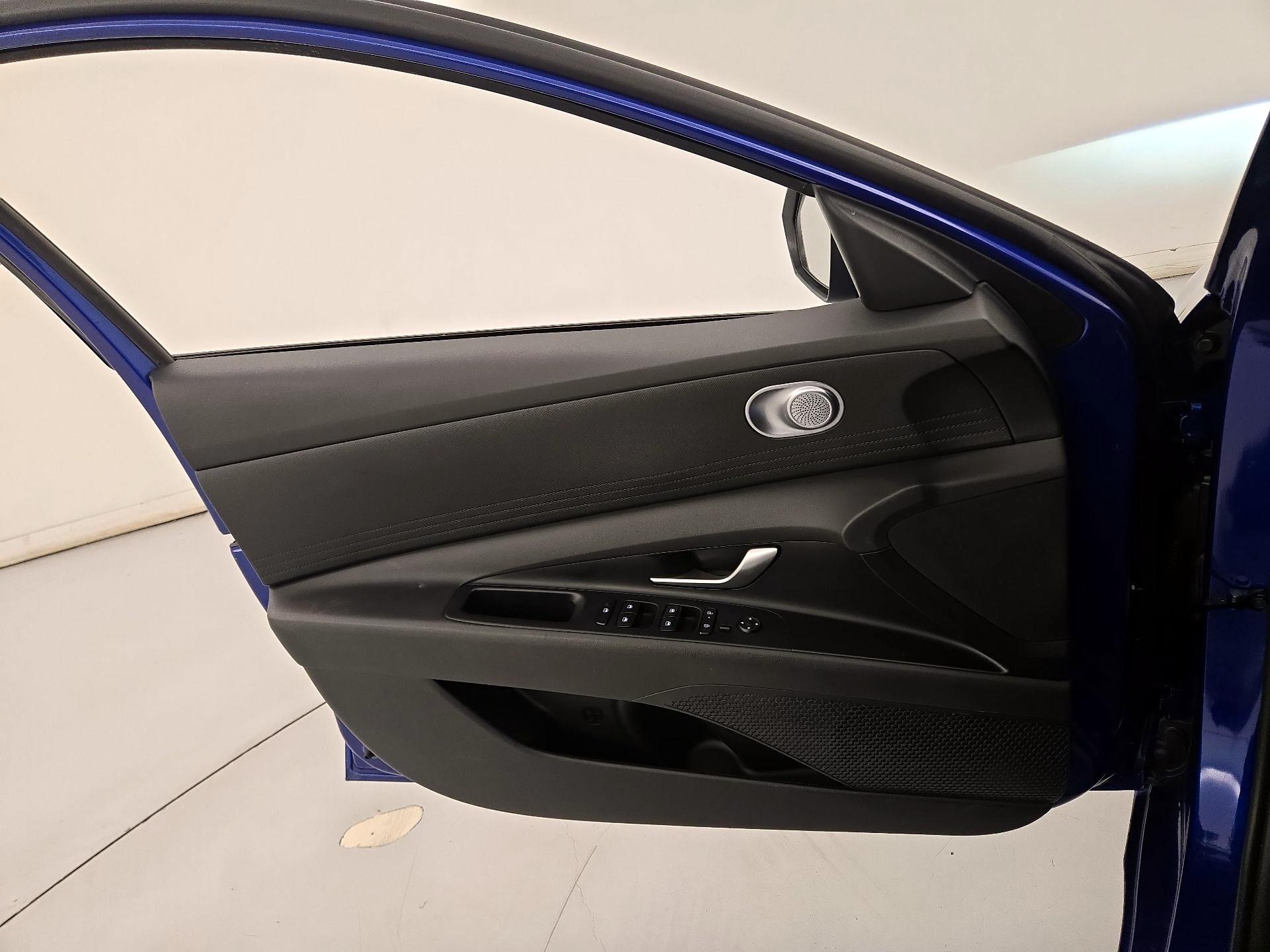 Thumbnail: 2024 Hyundai Elantra - 12