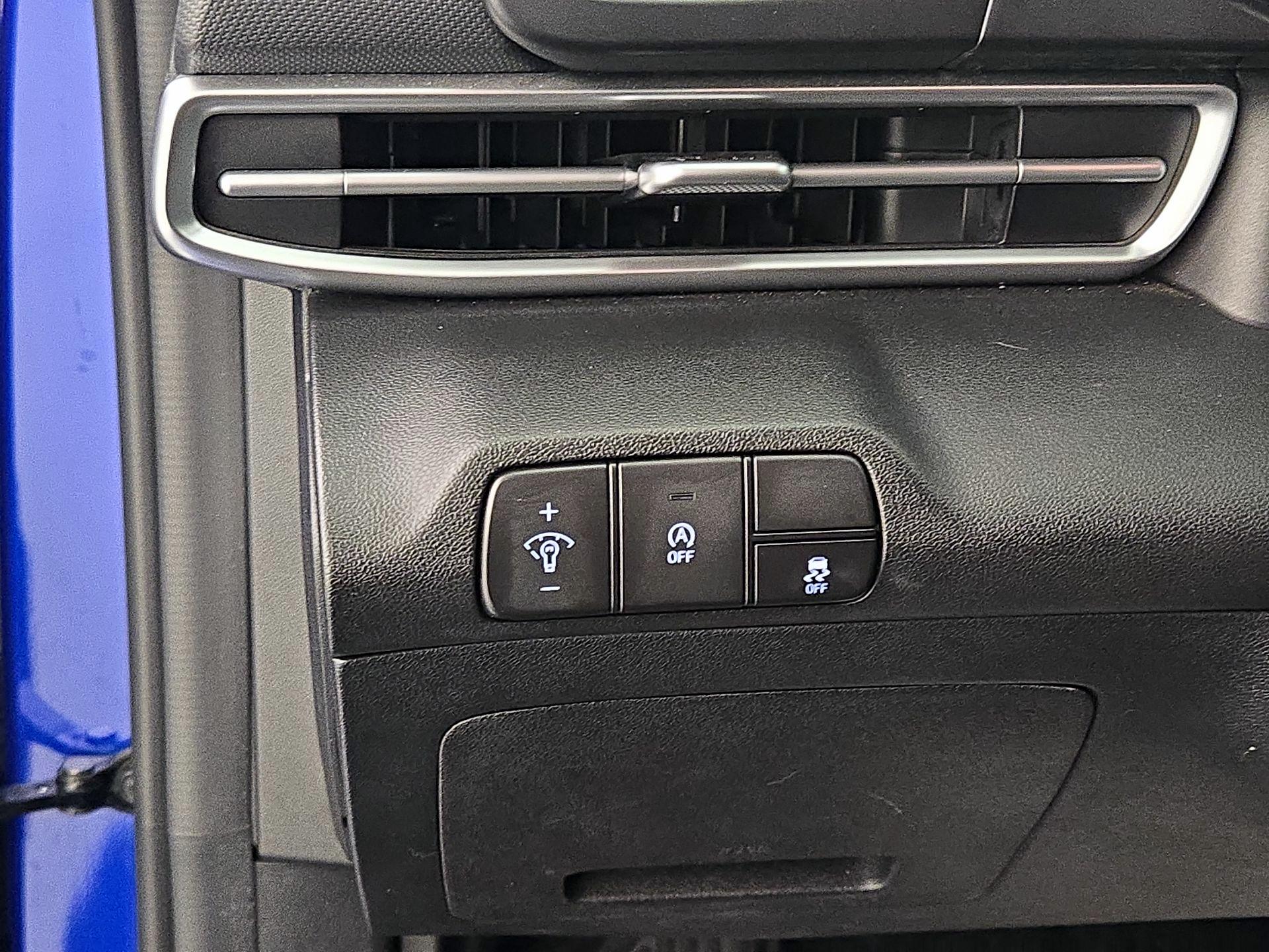 Thumbnail: 2024 Hyundai Elantra - 13