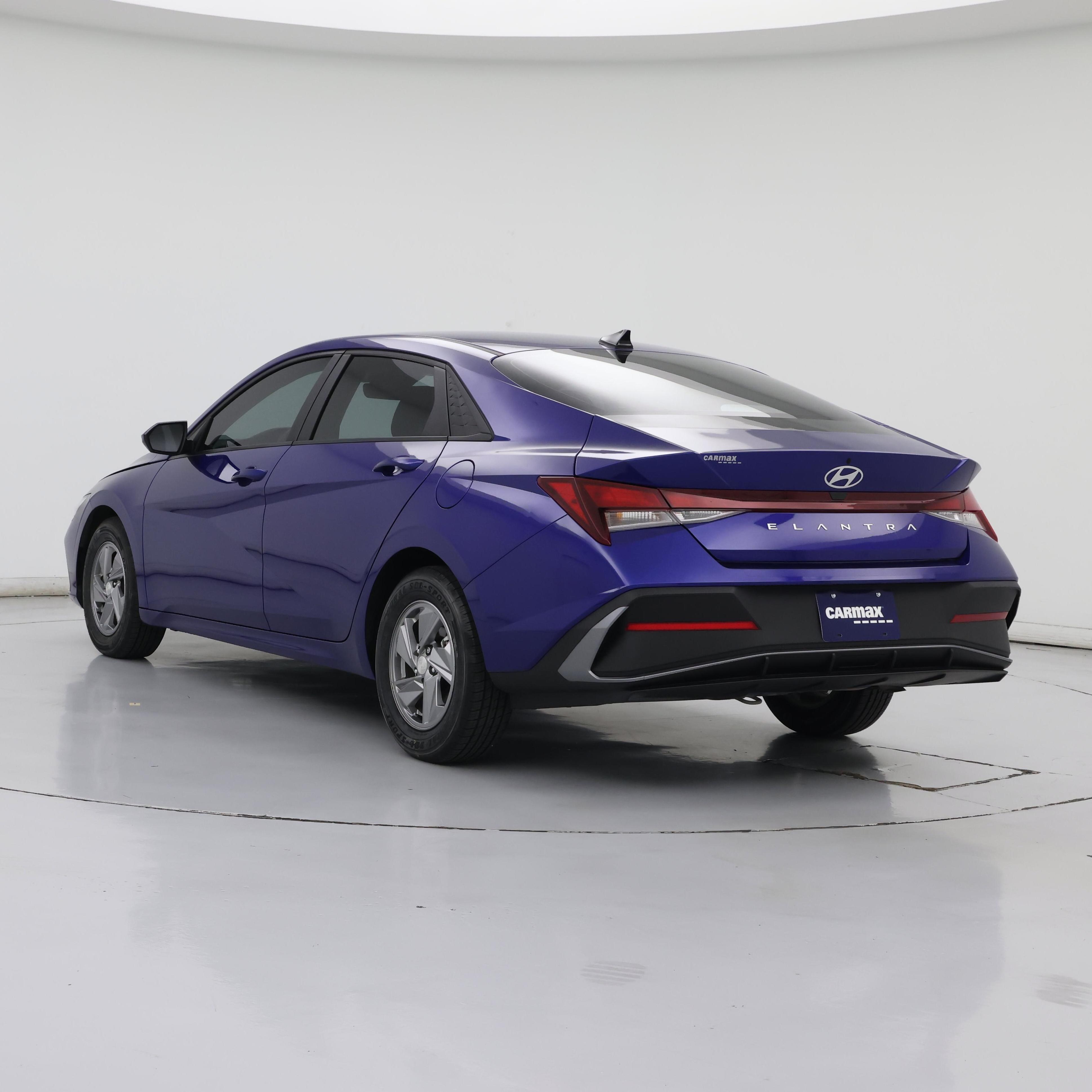Thumbnail: 2024 Hyundai Elantra - 2