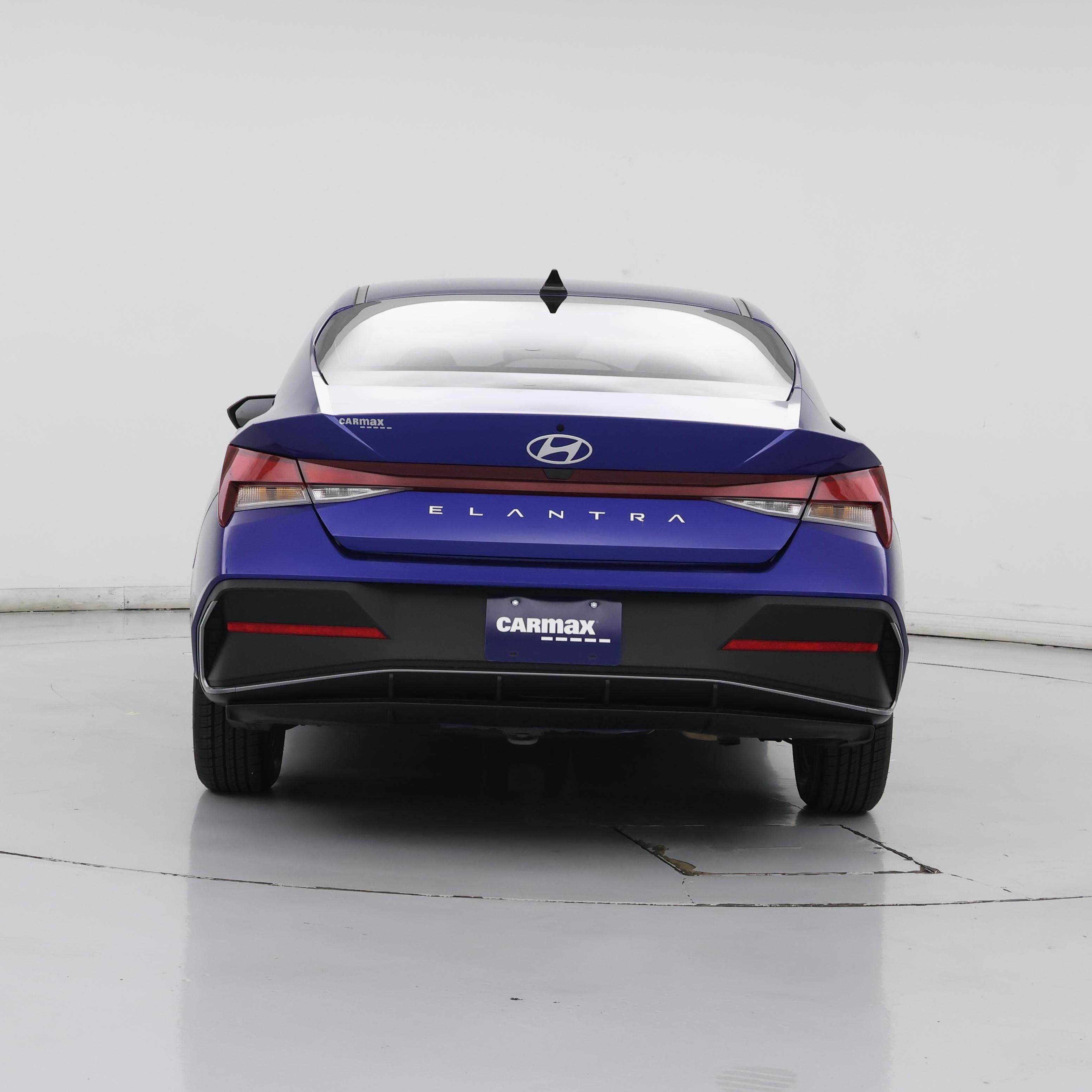 Thumbnail: 2024 Hyundai Elantra - 6