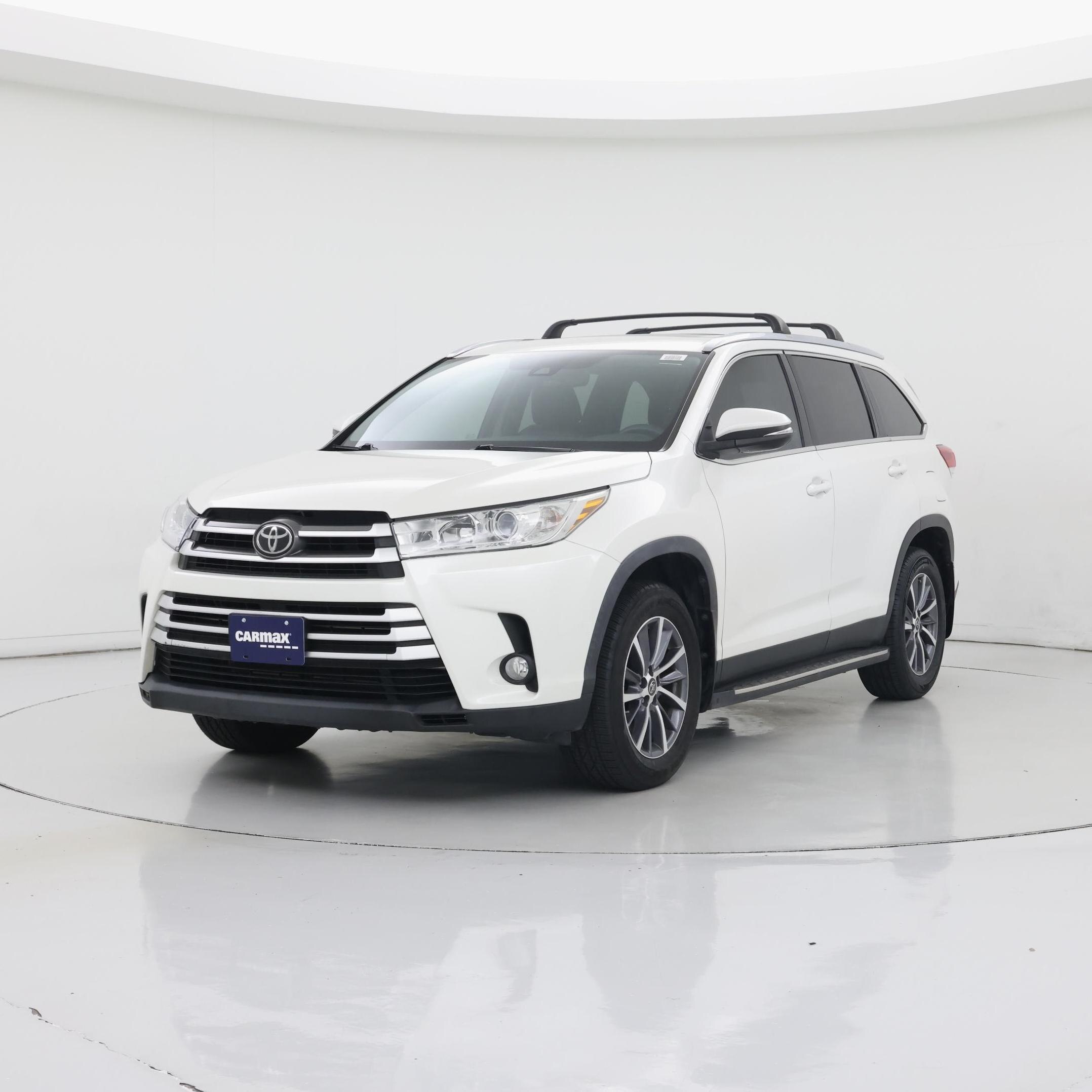 Thumbnail: 2019 Toyota Highlander - 4