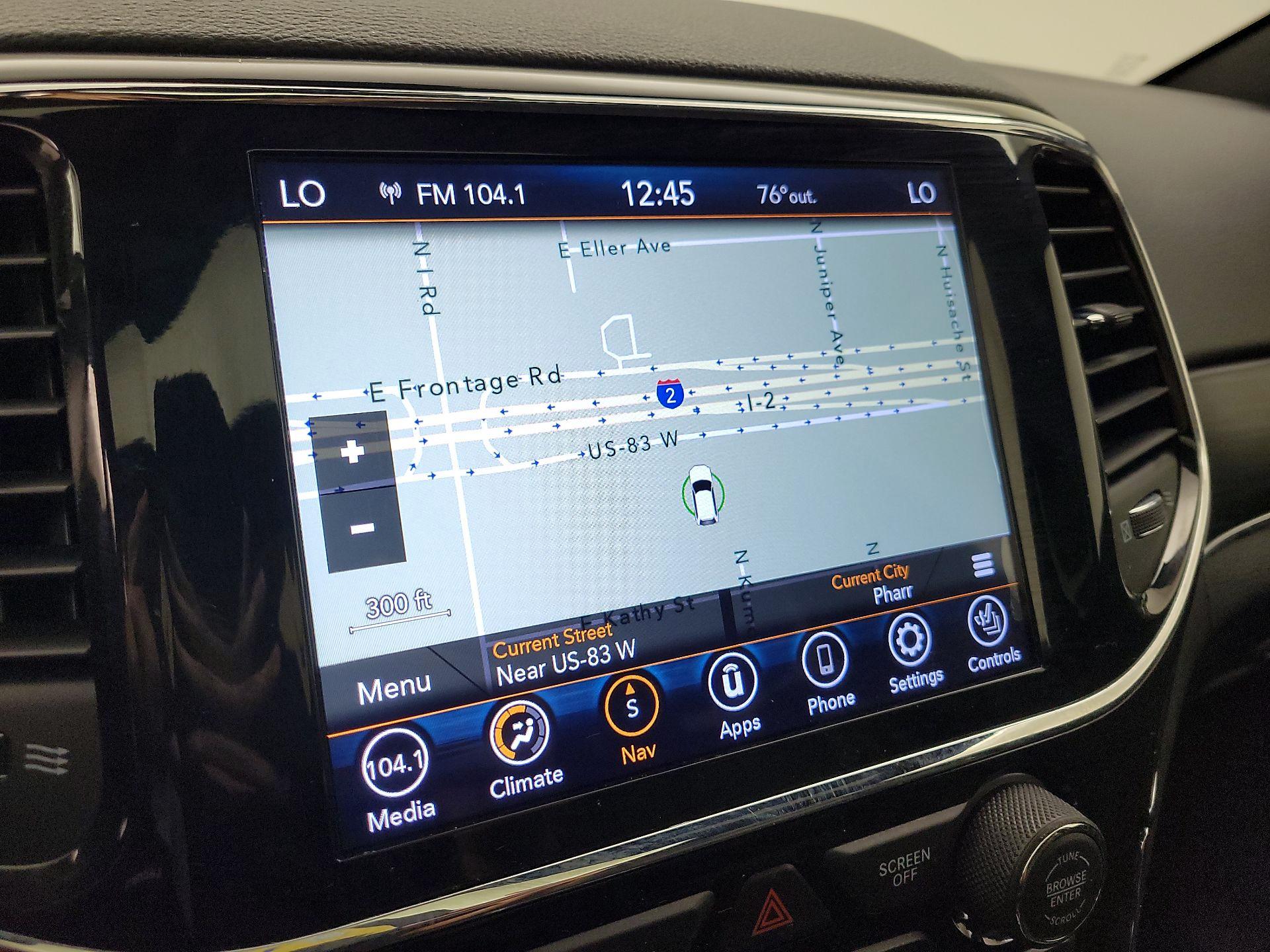 Thumbnail: 2021 Jeep Grand Cherokee - 14