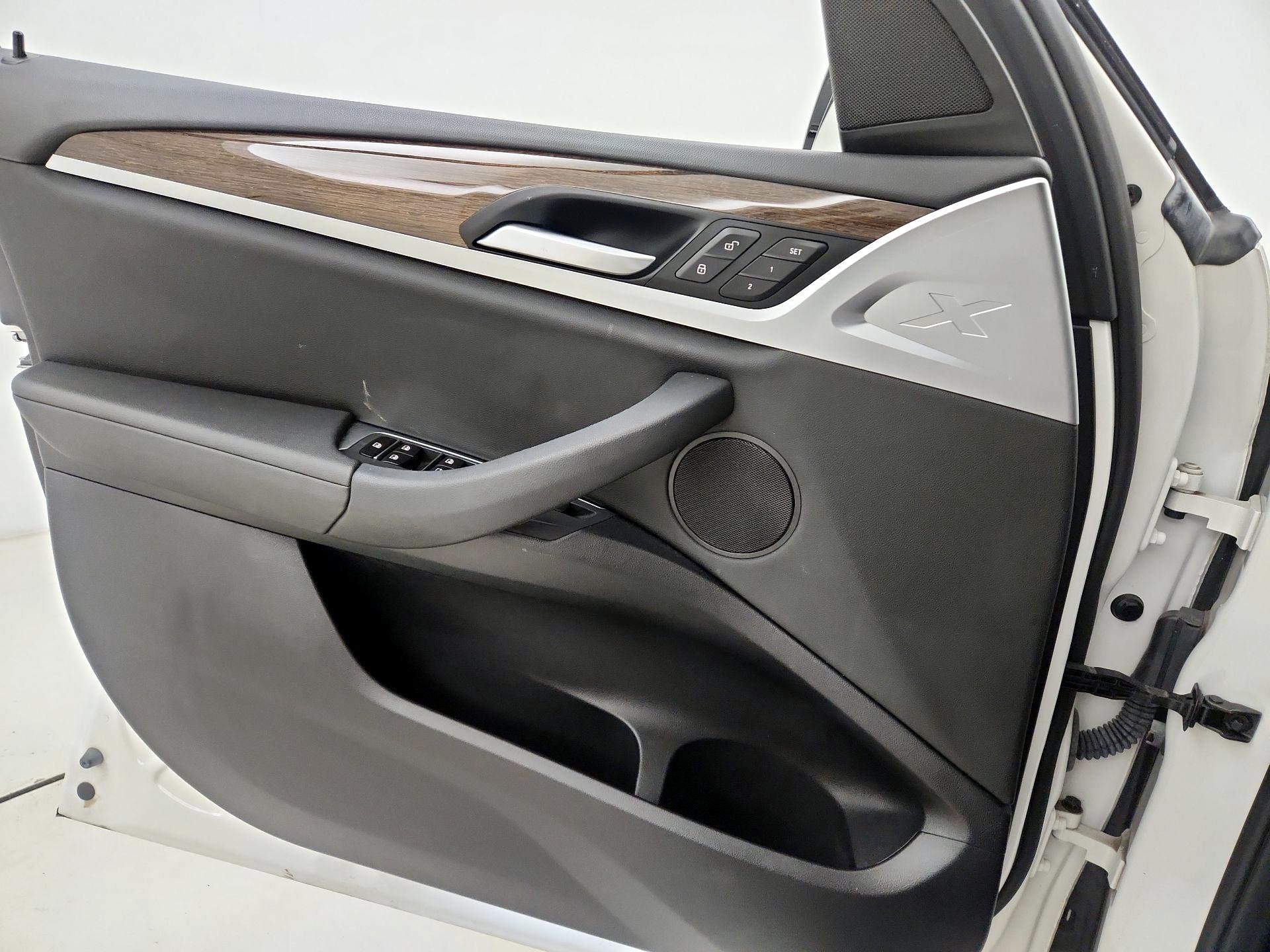 Thumbnail: 2019 BMW X3 - 12