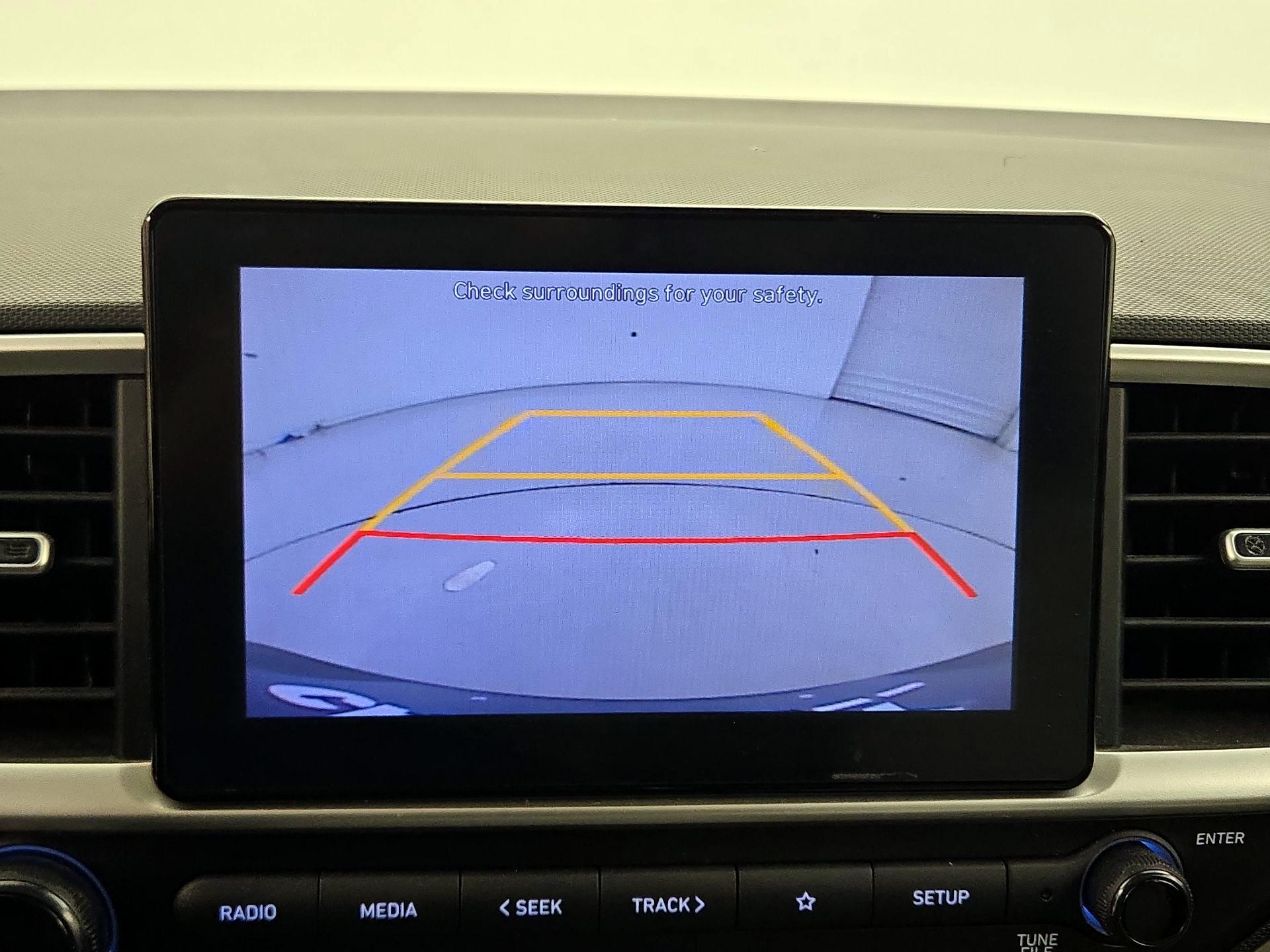 Thumbnail: 2022 Hyundai Venue - 14