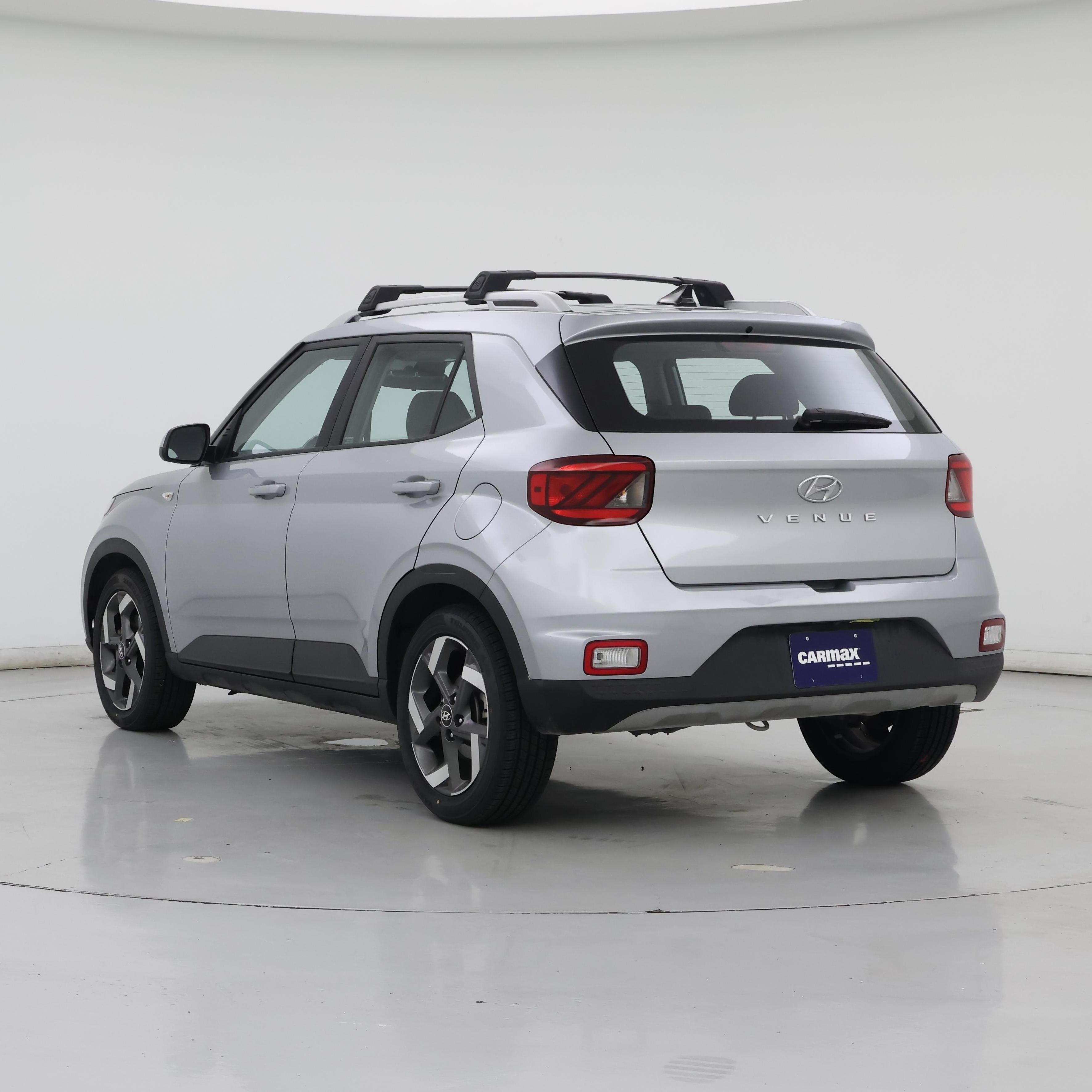 Thumbnail: 2022 Hyundai Venue - 2
