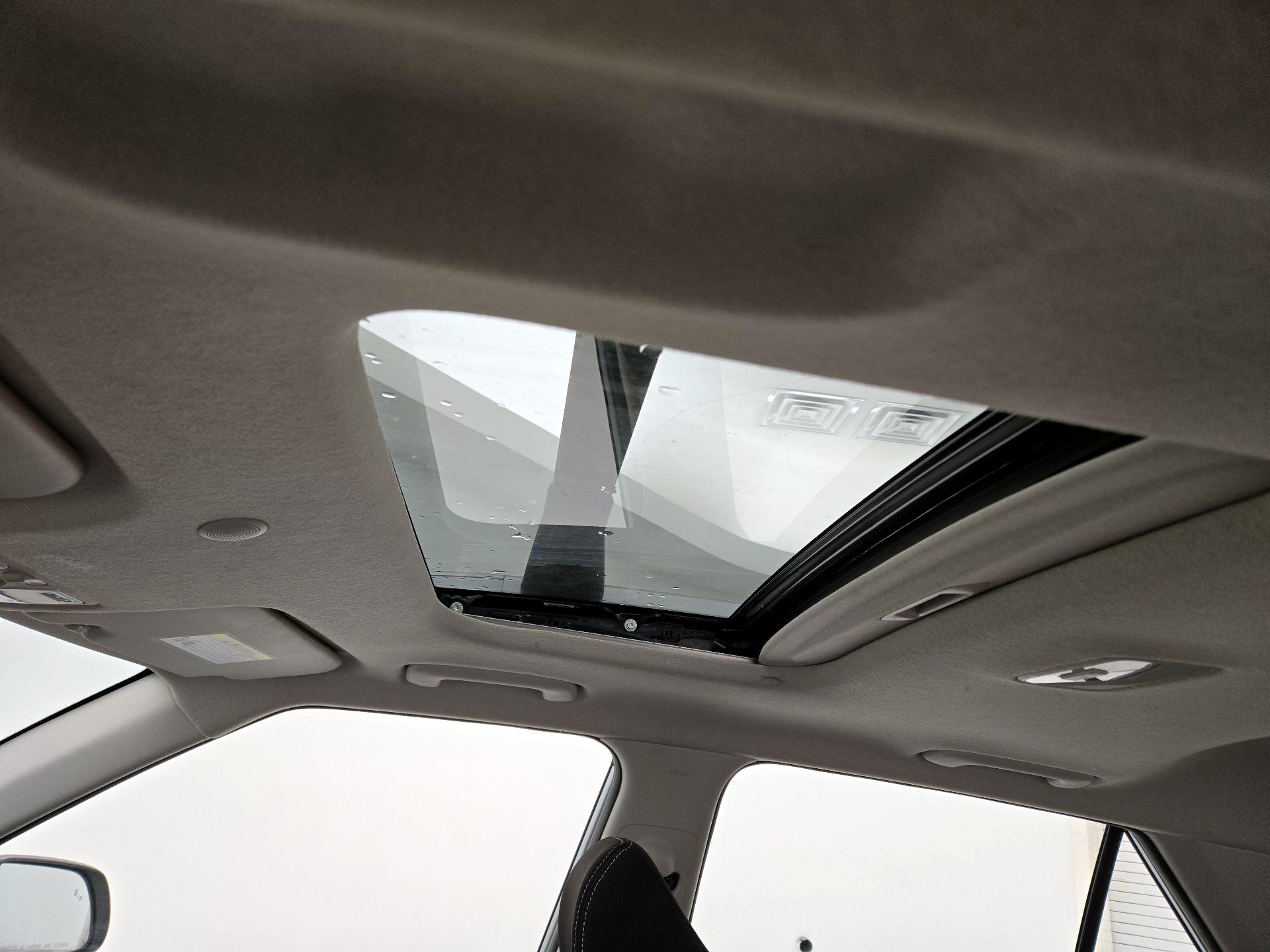 Thumbnail: 2022 Hyundai Venue - 19