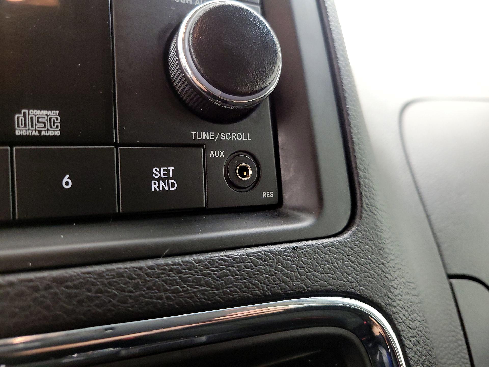 Thumbnail: 2016 Dodge Grand Caravan - 17