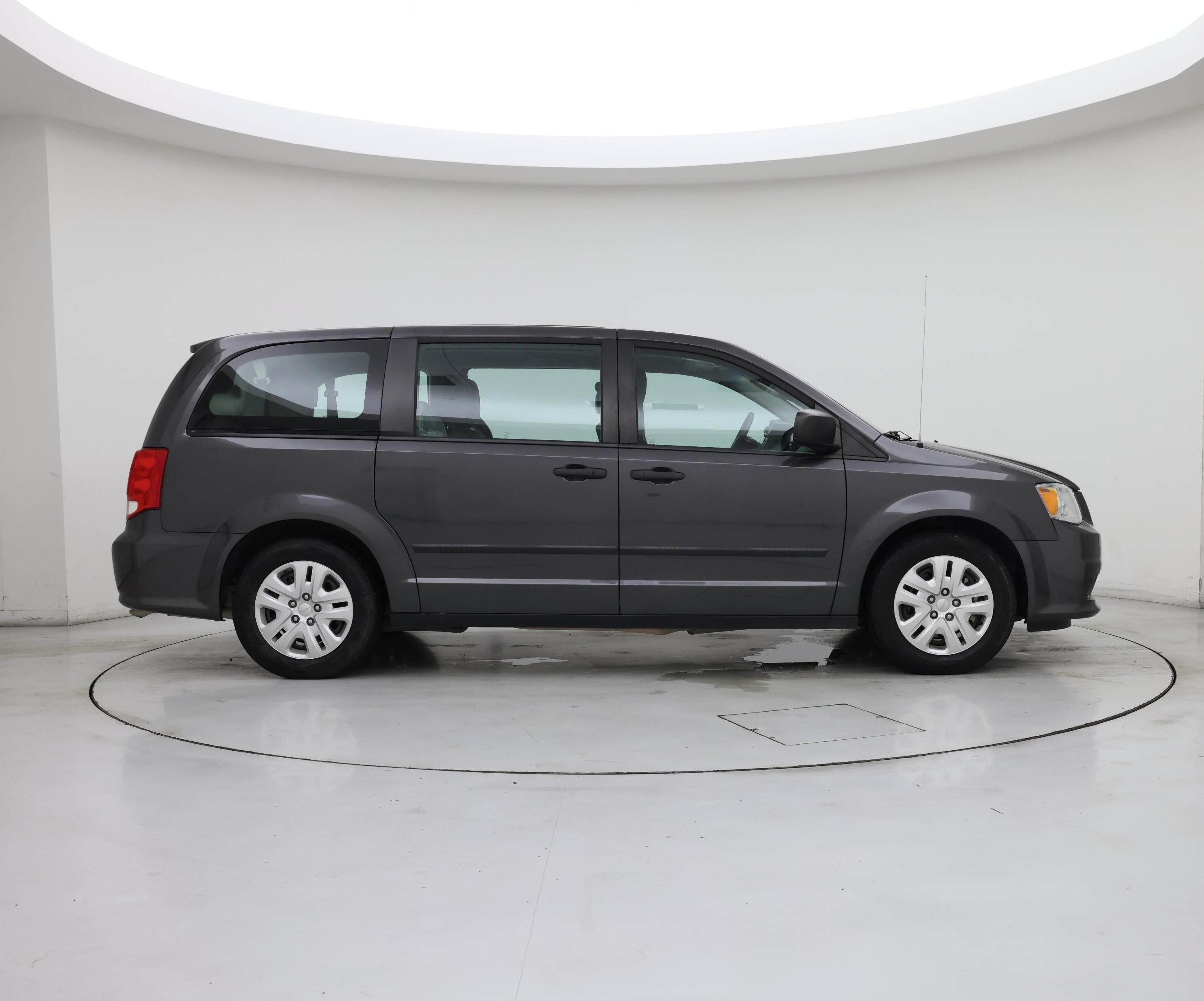 Thumbnail: 2016 Dodge Grand Caravan - 7